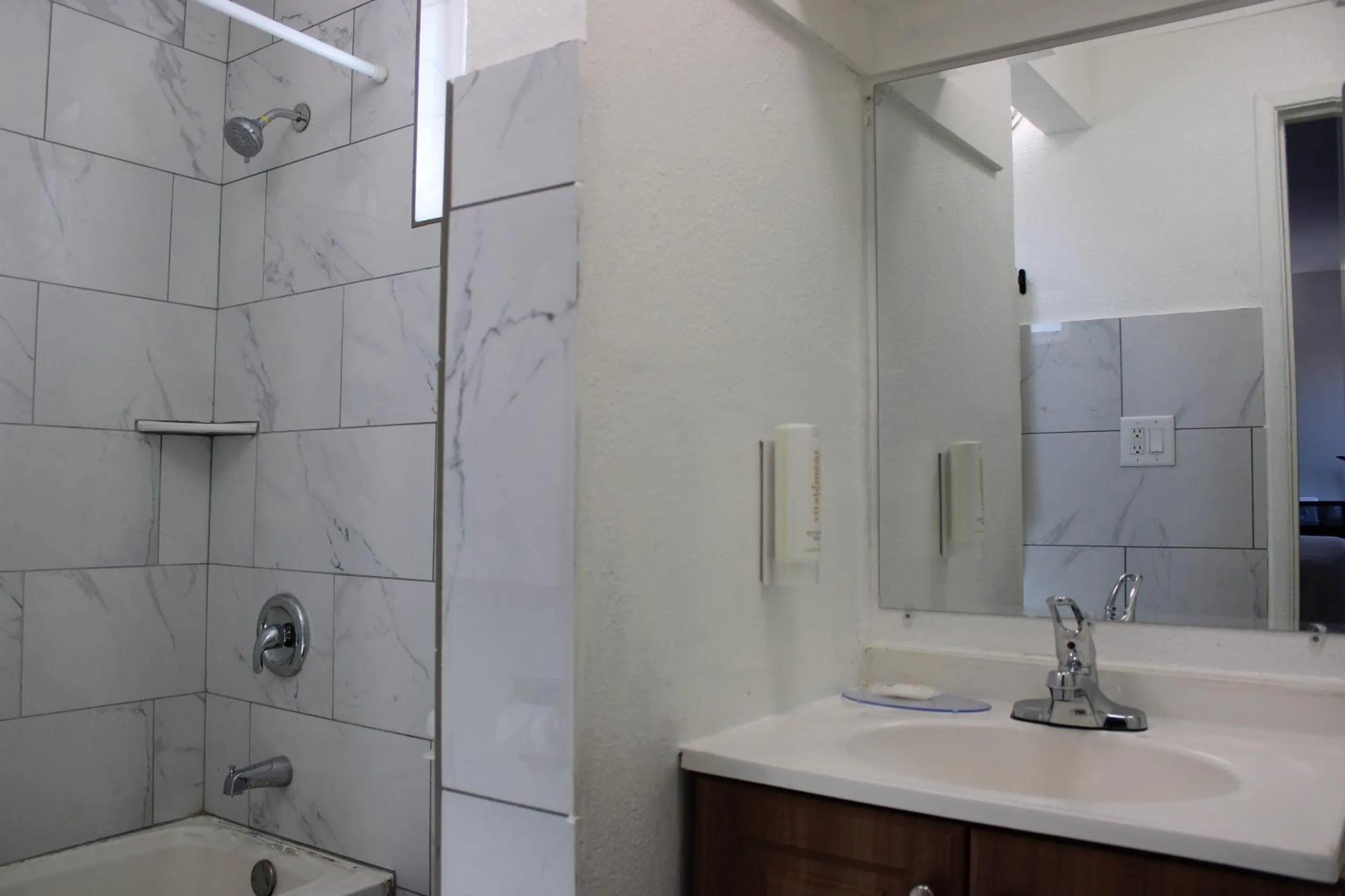 Bedroom in Rodeway Inn Yuma Downtown