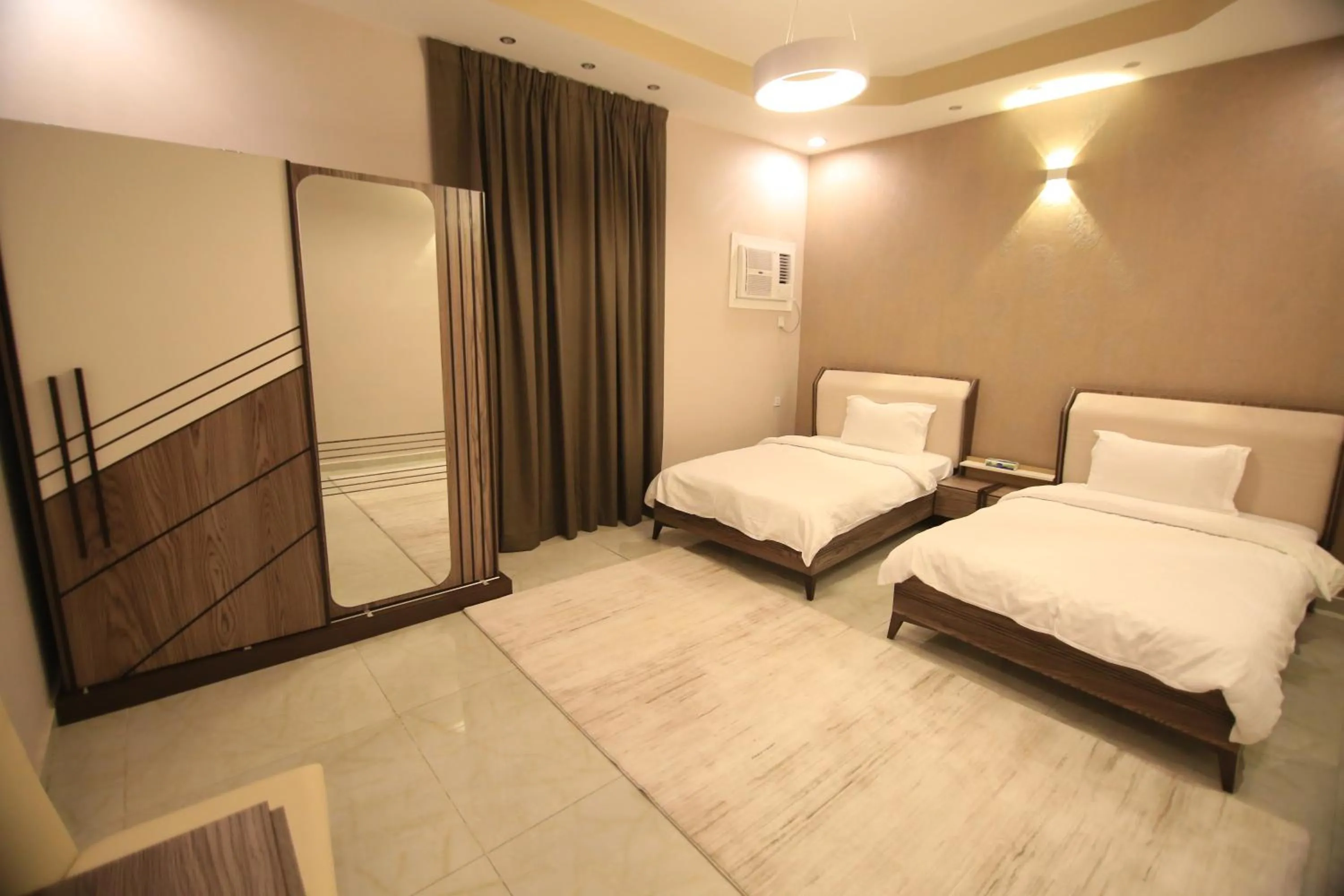 Bedroom, Bed in Four Seasons Estate
