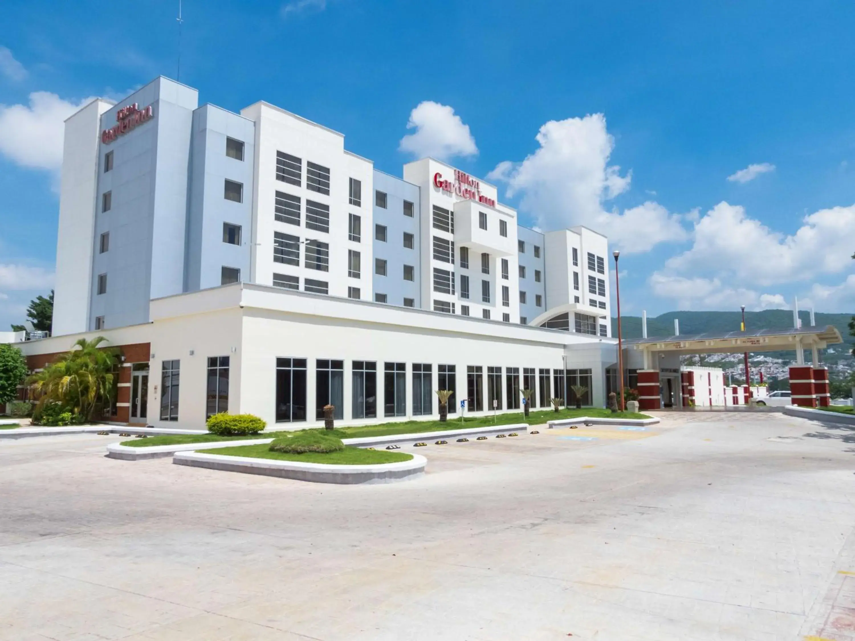 Property building in Hilton Garden Inn Tuxtla Gutierrez Property building in Hilton Garden Inn Tuxtla Gutierrez