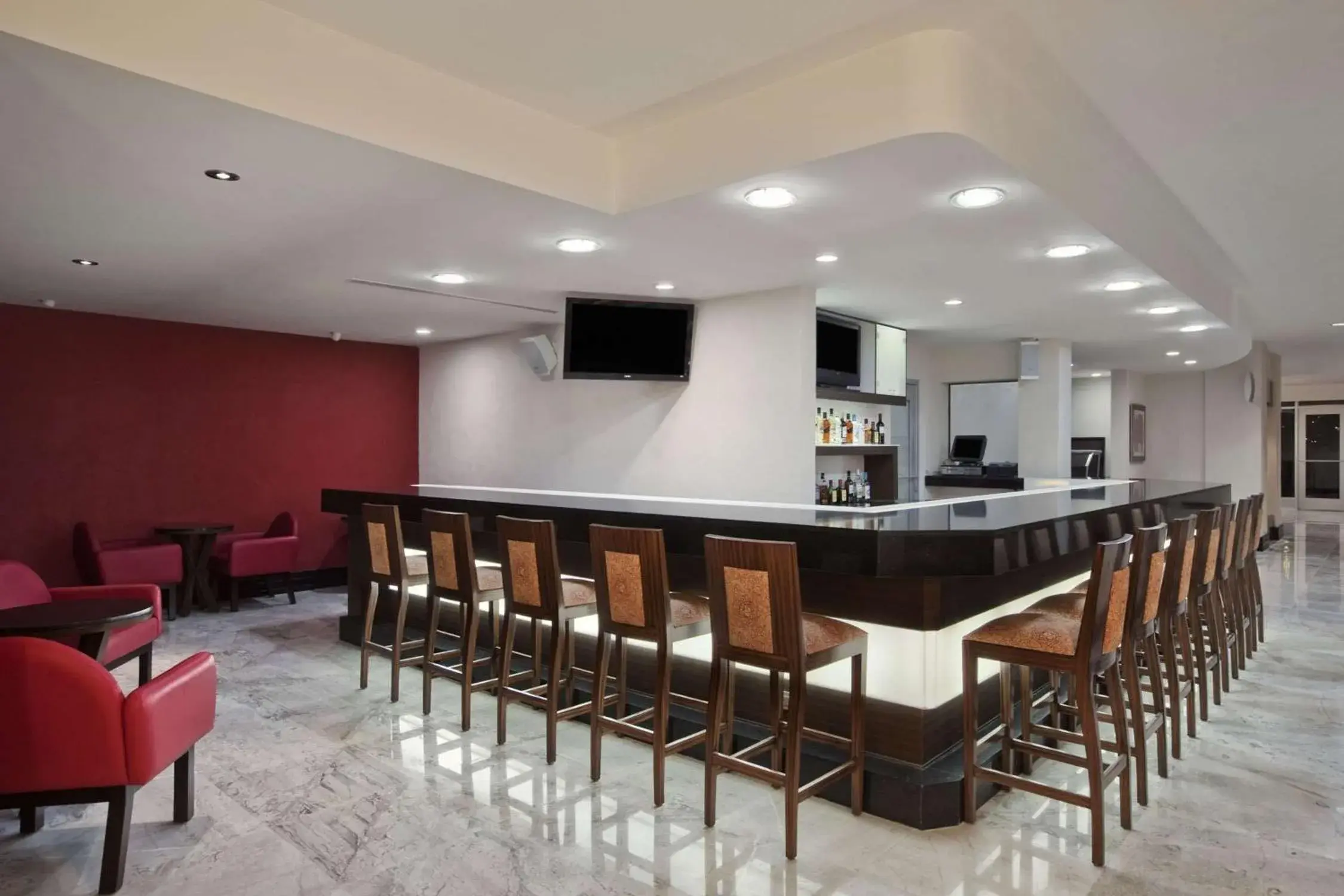 Lounge or bar in Hilton Garden Inn Tuxtla Gutierrez Lounge or bar in Hilton Garden Inn Tuxtla Gutierrez