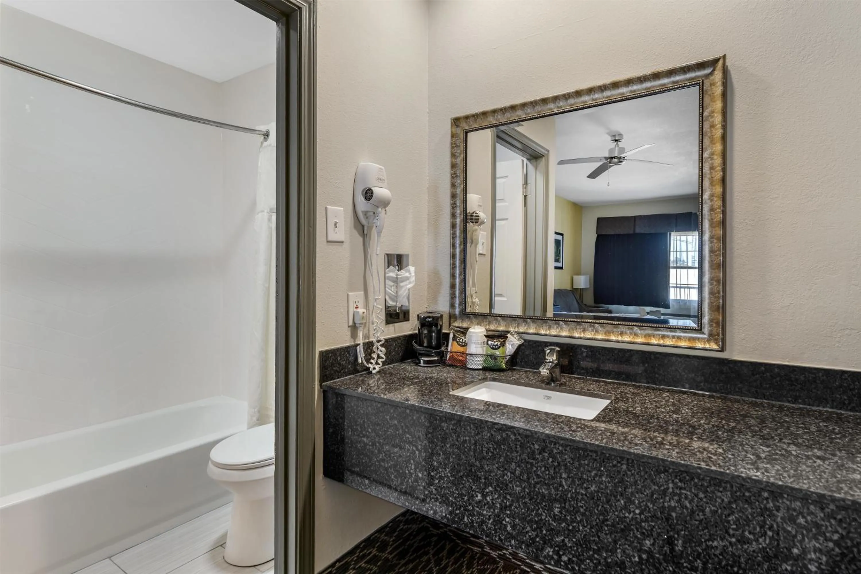 Bathroom in Best Western West Monroe Inn