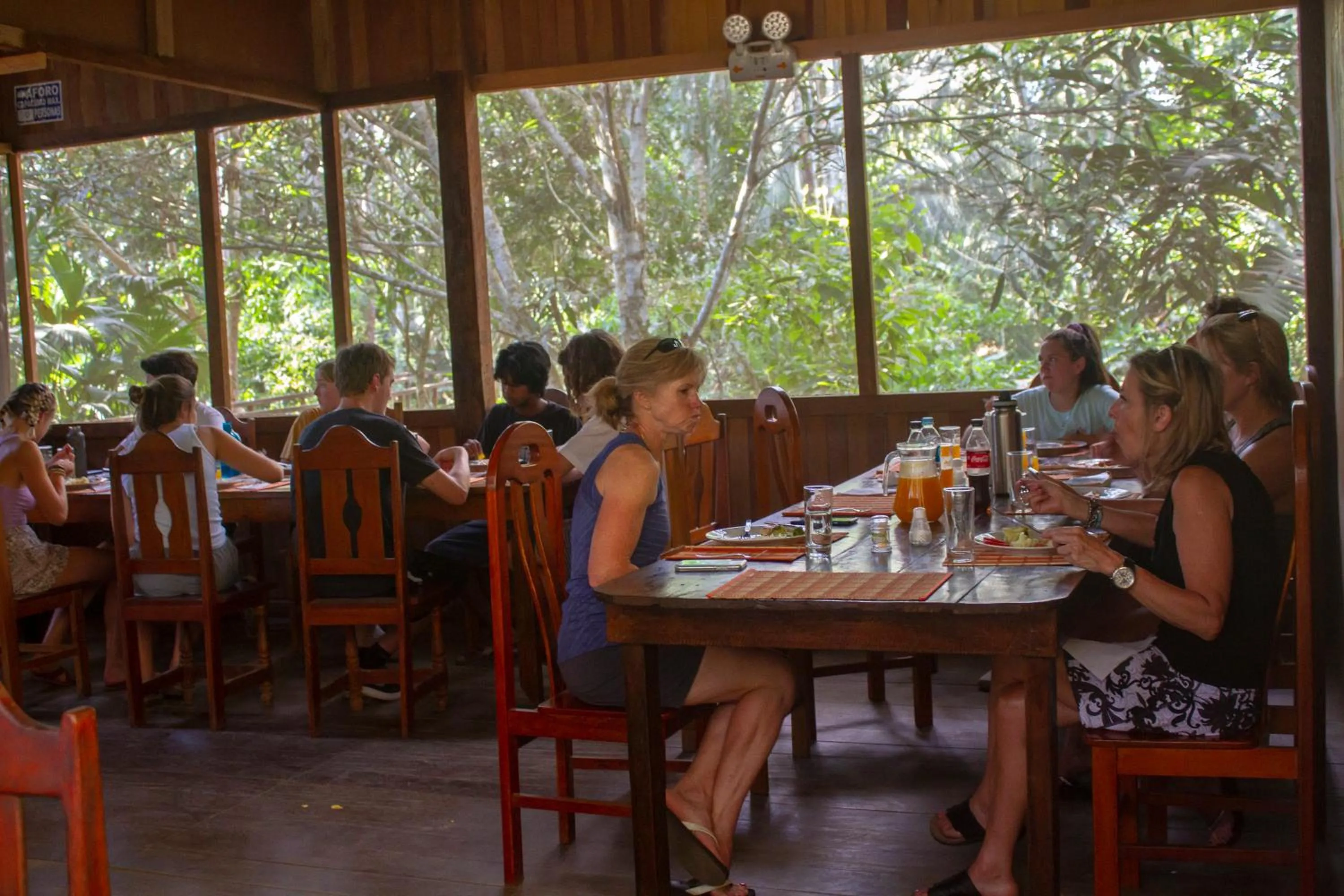 Restaurant/places to eat in Tambopata River