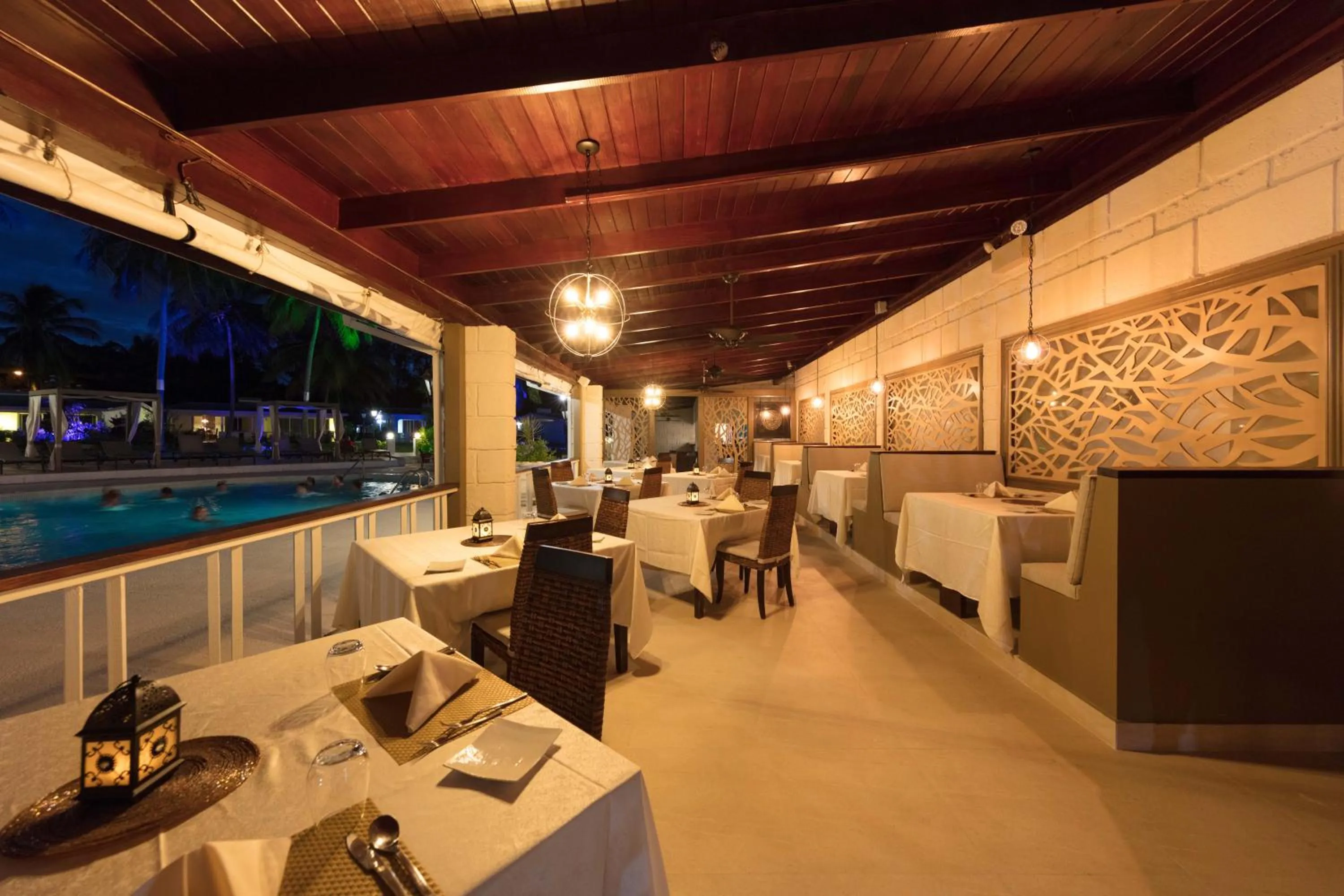 Restaurant/places to eat in All Seasons Resort