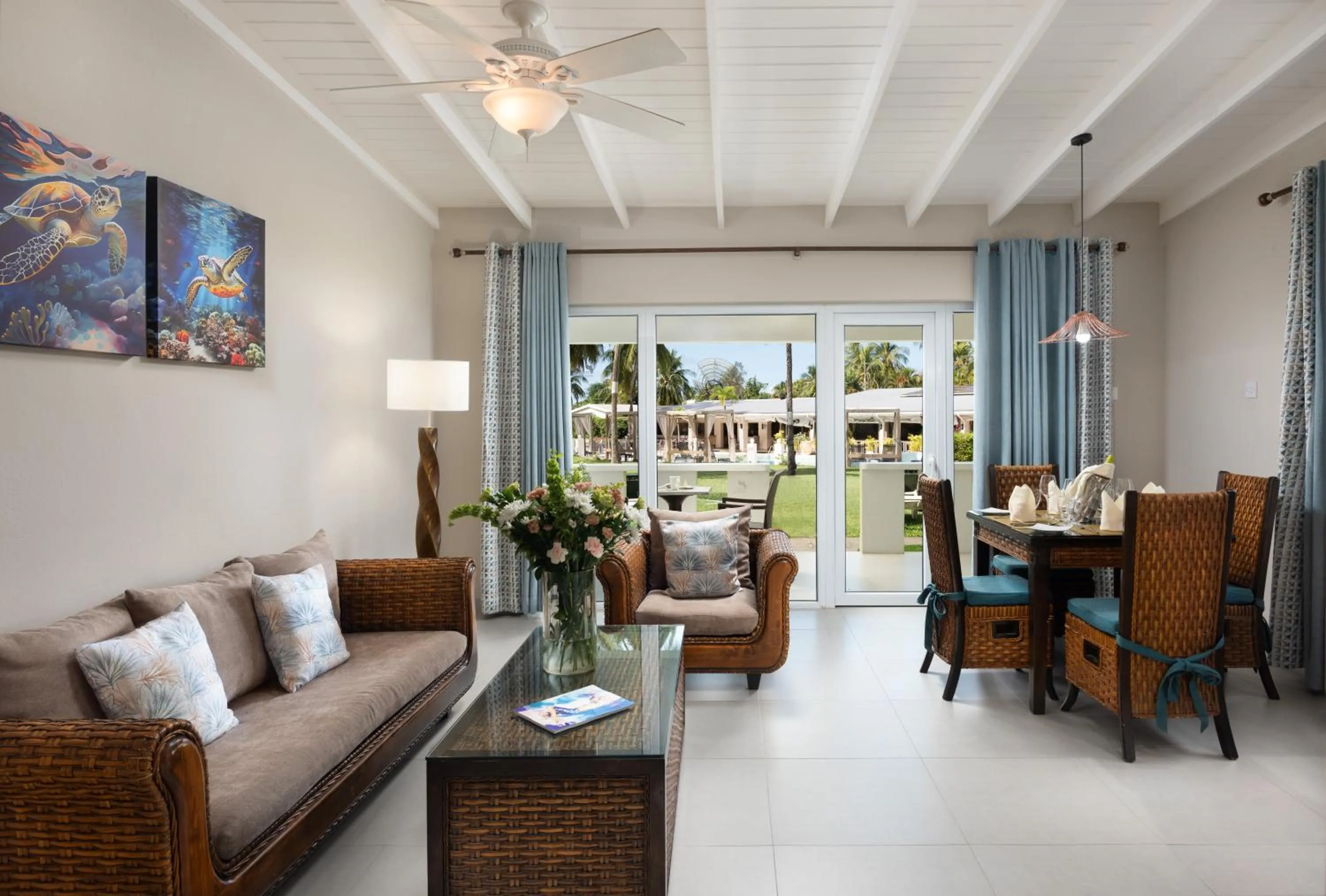 Living room in All Seasons Resort