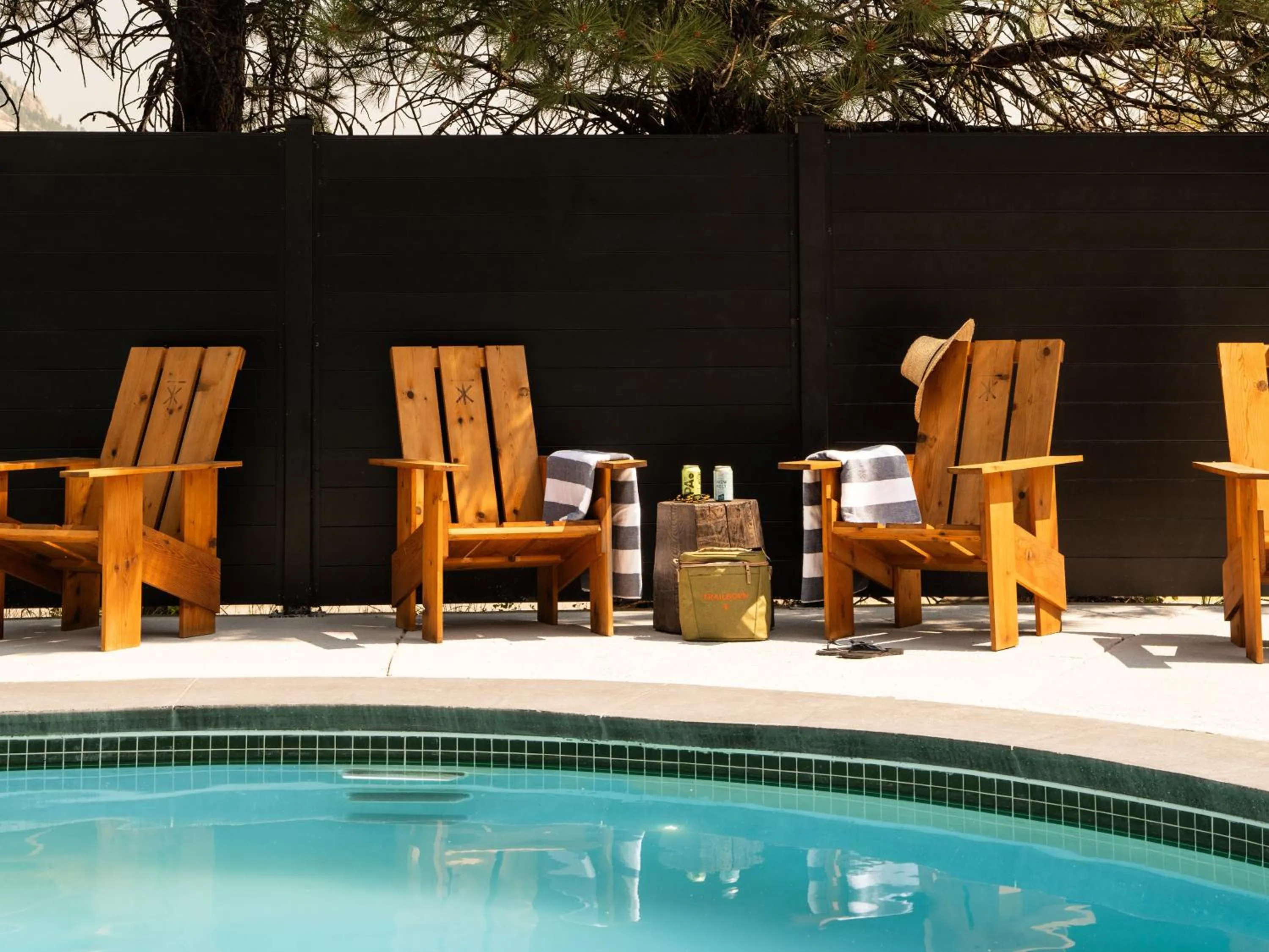 Swimming pool in Trailborn Rocky Mountains