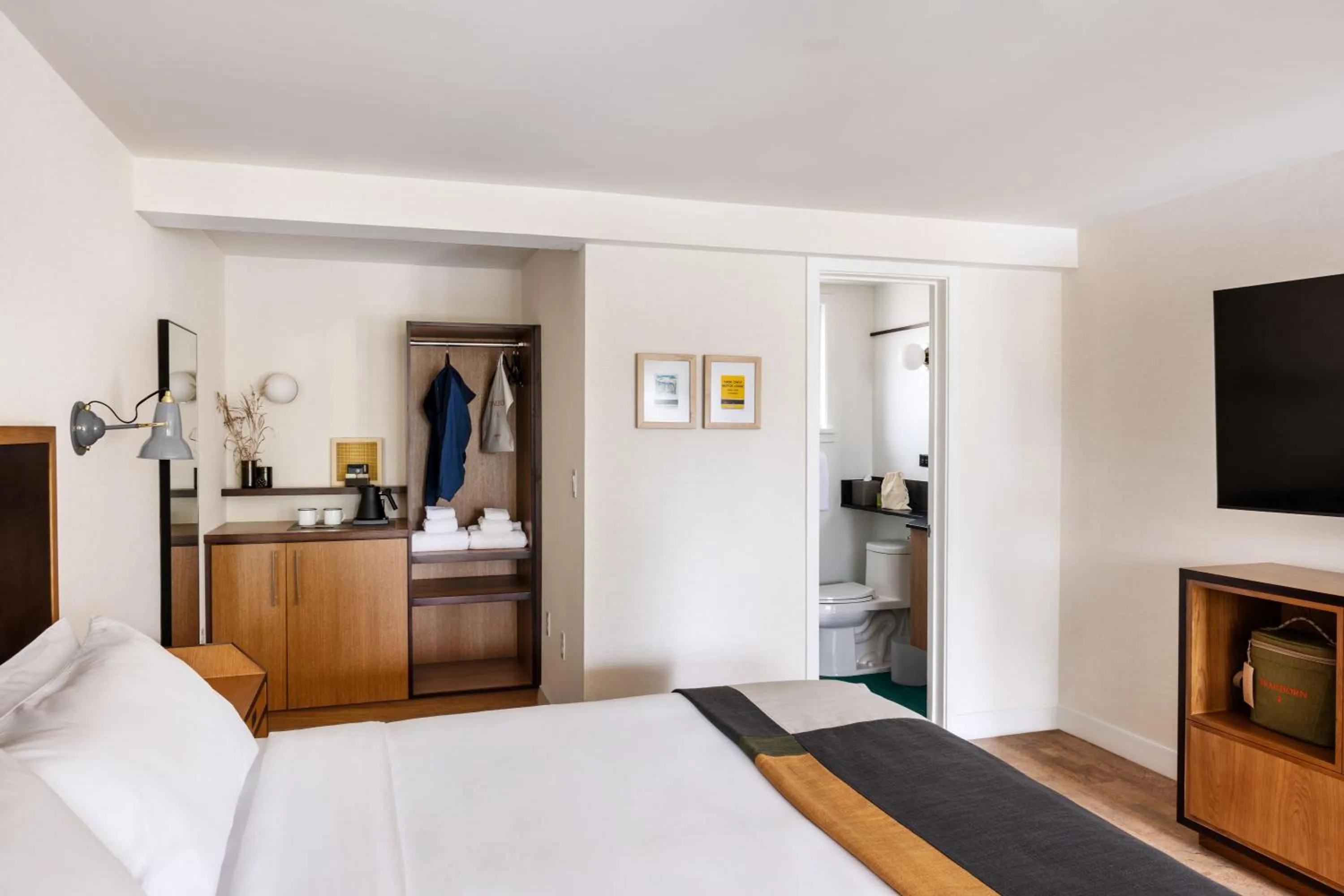 Bed in Trailborn Rocky Mountains