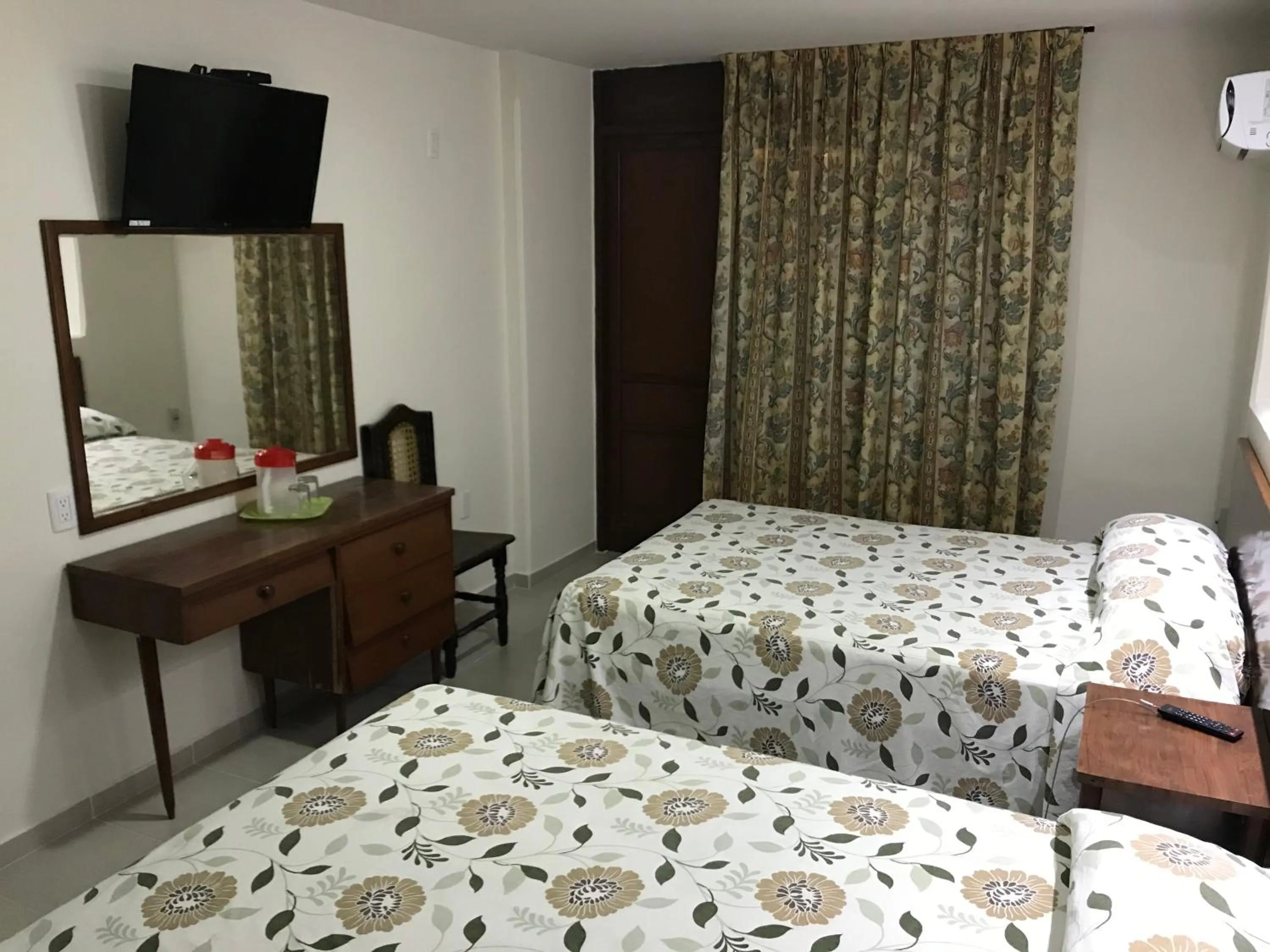 Bed in Hotel Oriente