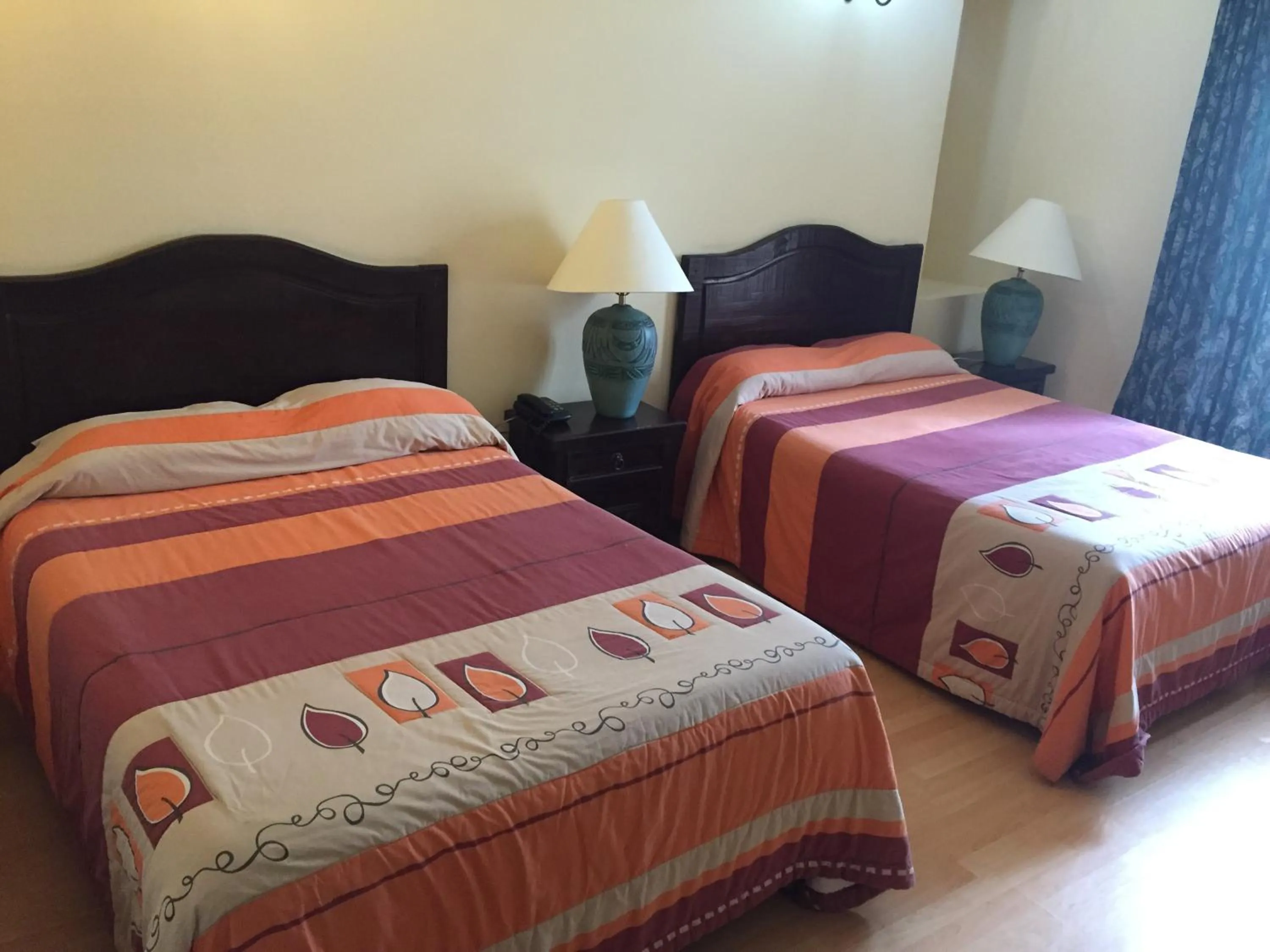 Photo of the whole room, Bed in Meson de la Merced