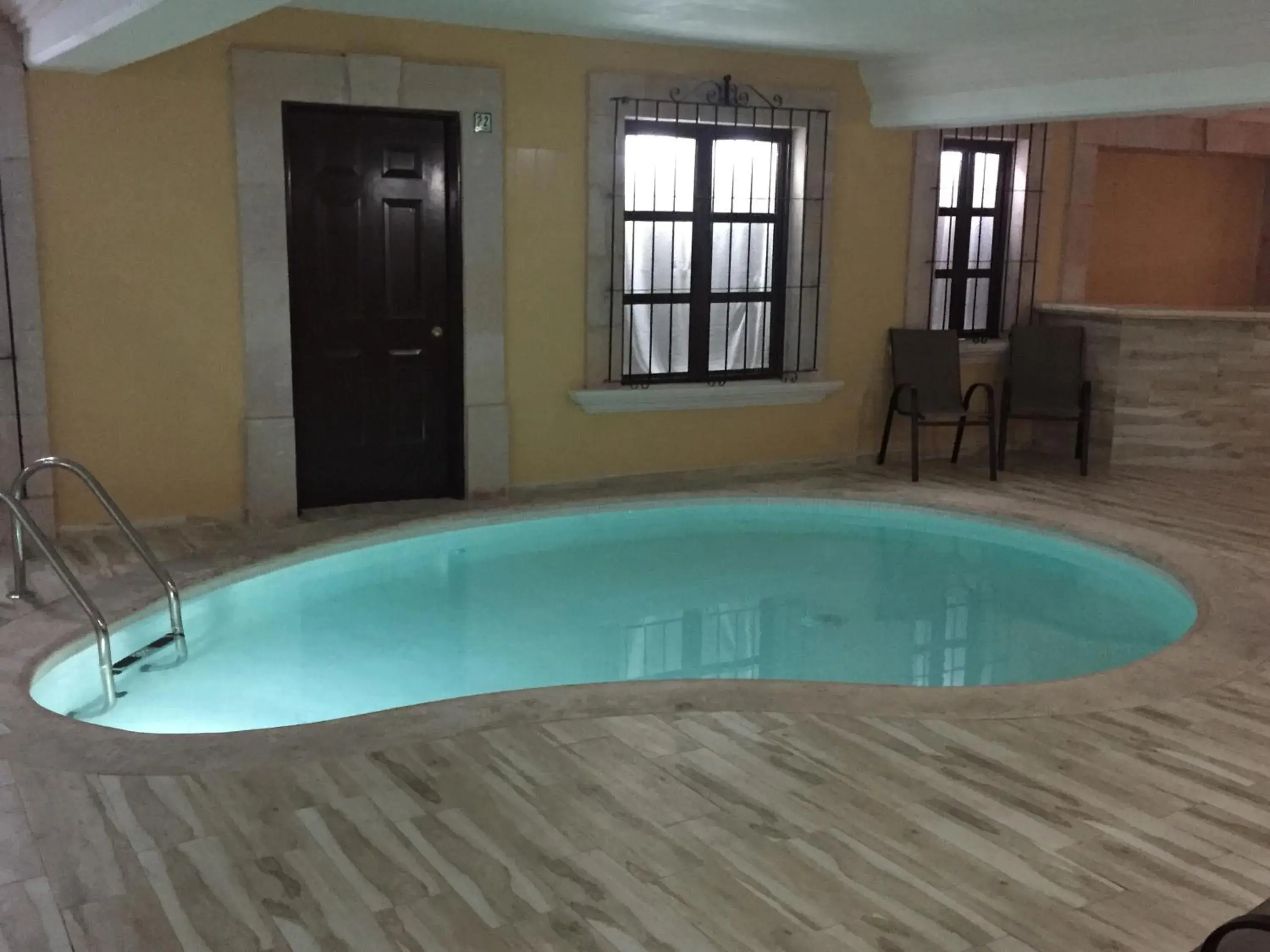 Swimming pool in Meson de la Merced Swimming pool in Meson de la Merced