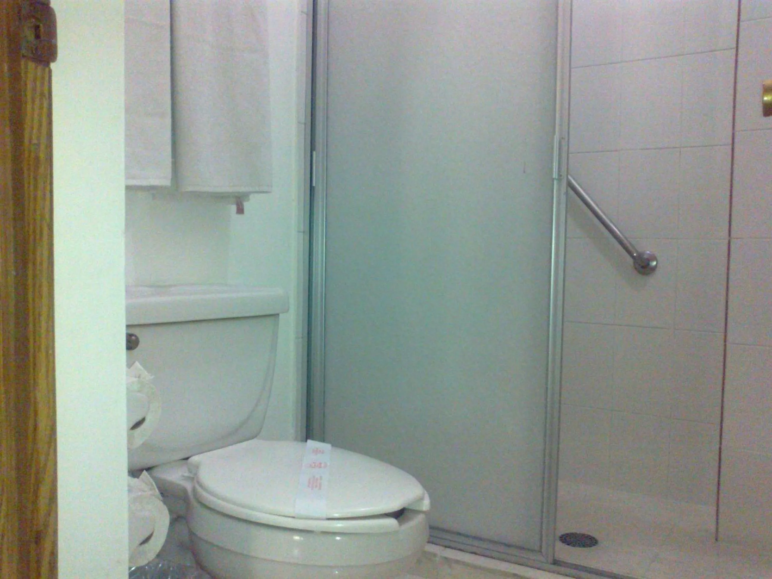 Bathroom in Meson de la Merced