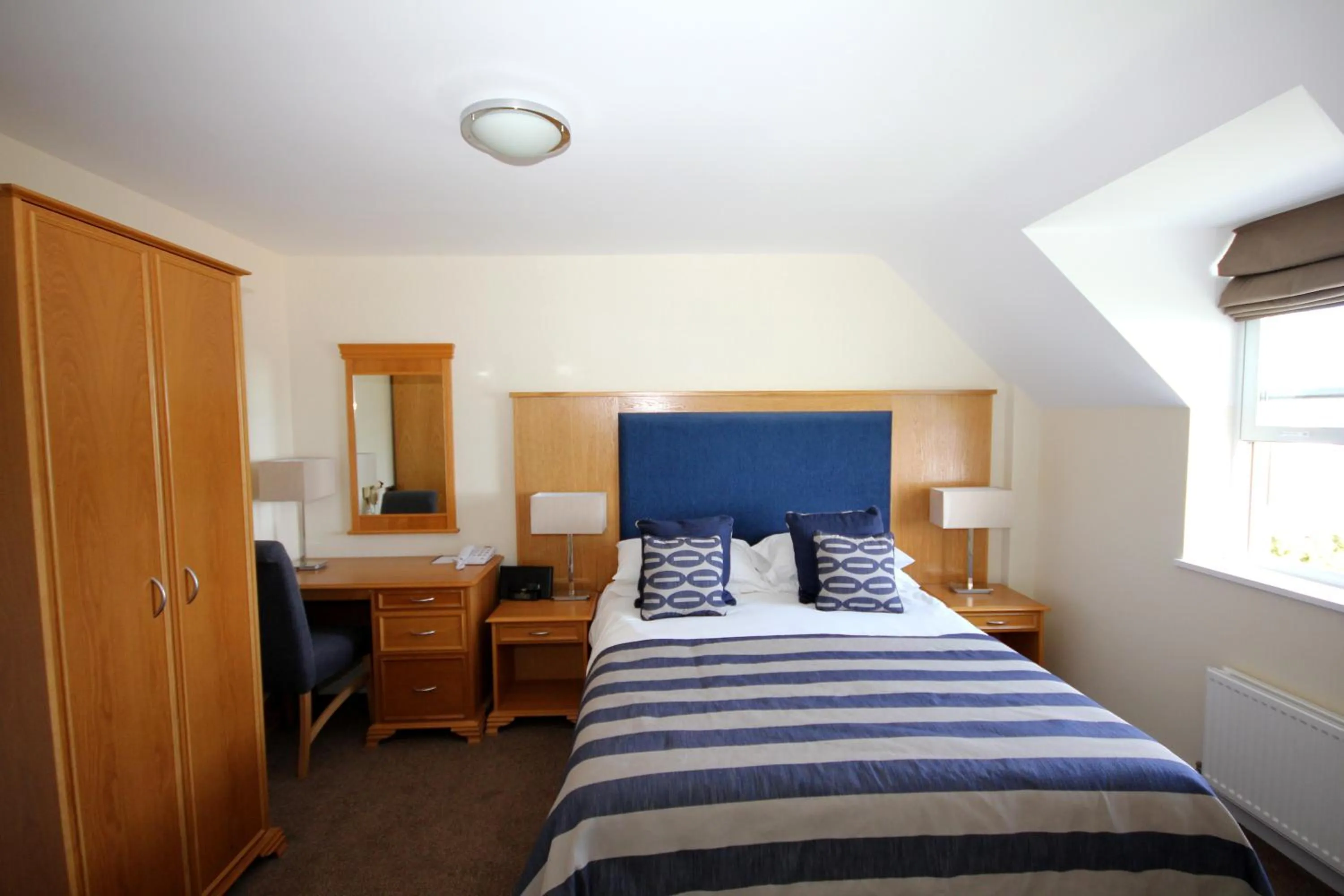 Photo of the whole room, Bed in Hotel Jerbourg