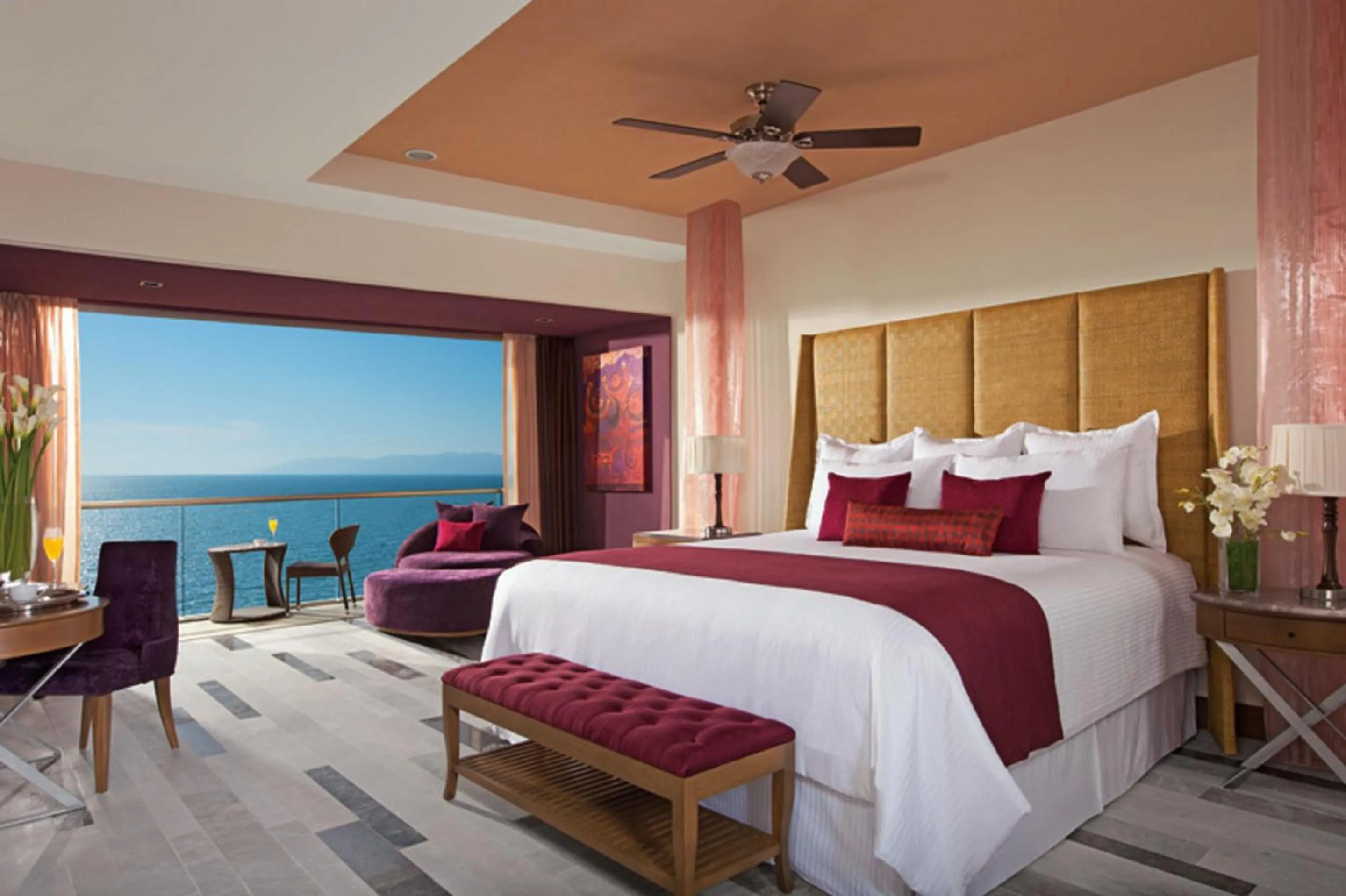 Sea view, Bed in Secrets Vallarta Bay Resort & SPA - Adults Only