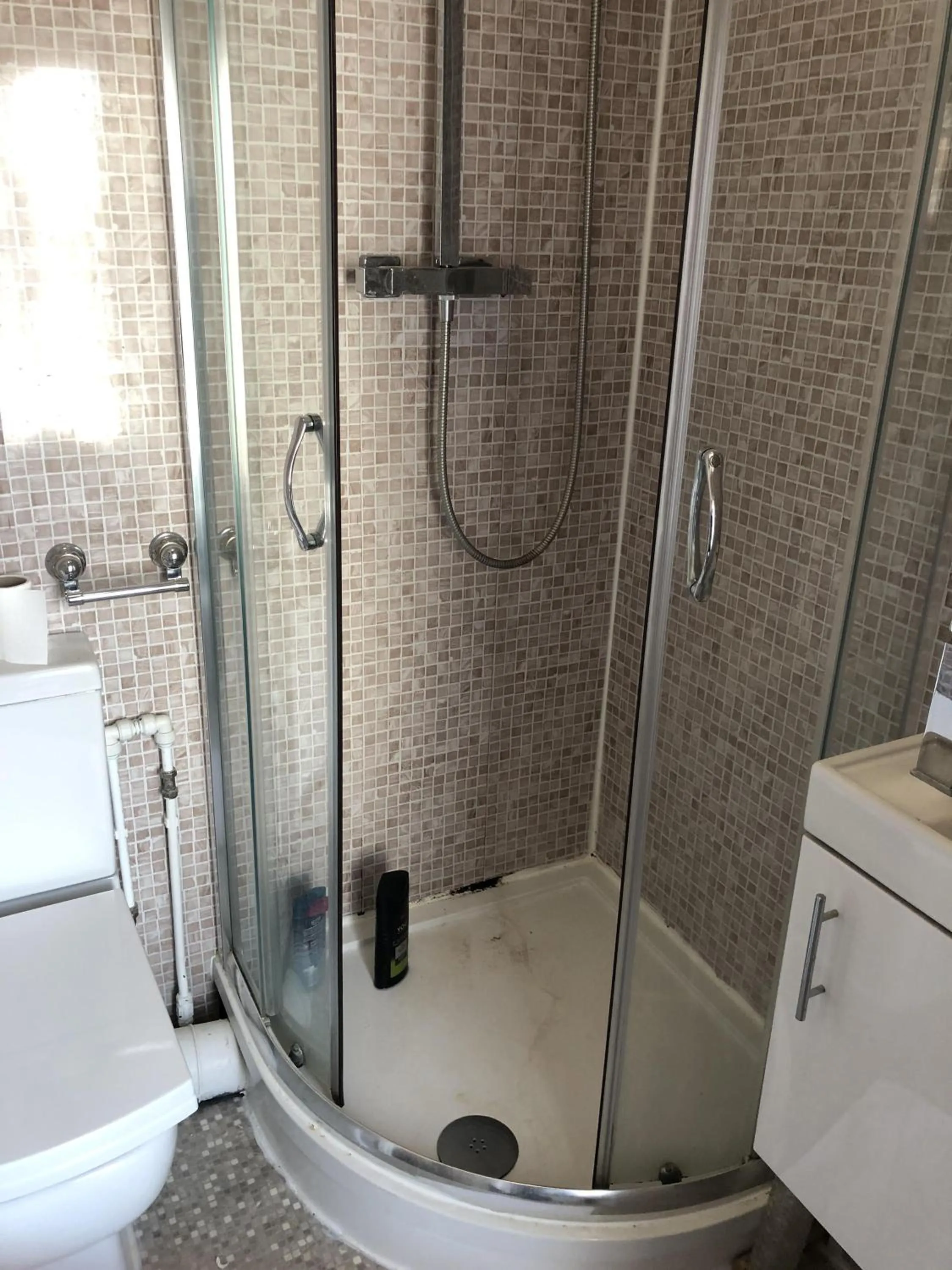 Bathroom in The Mowbray