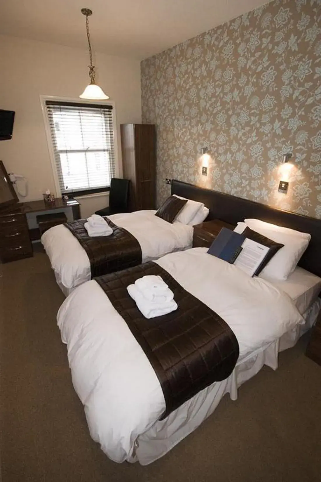 Bedroom, Bed in The Mowbray Bedroom, Bed in The Mowbray