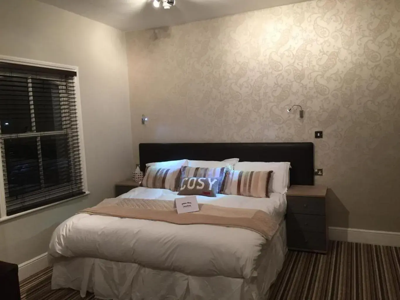 Bedroom, Bed in The Mowbray Bedroom, Bed in The Mowbray