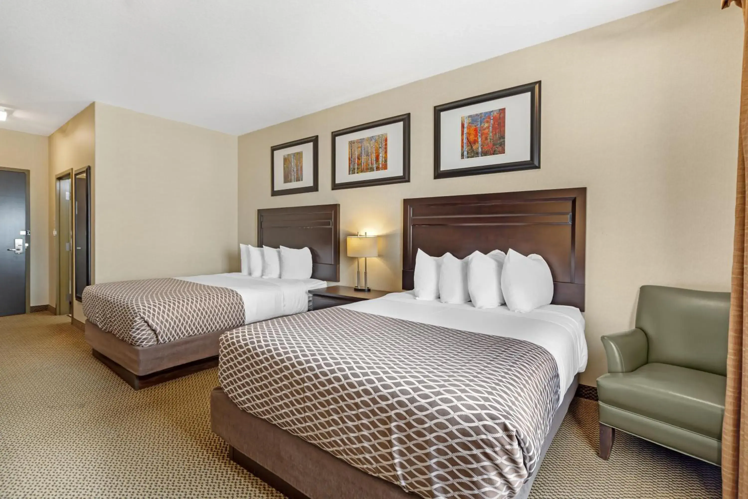 Bedroom, Bed in Best Western Plus St Albert Bedroom, Bed in Best Western Plus St Albert