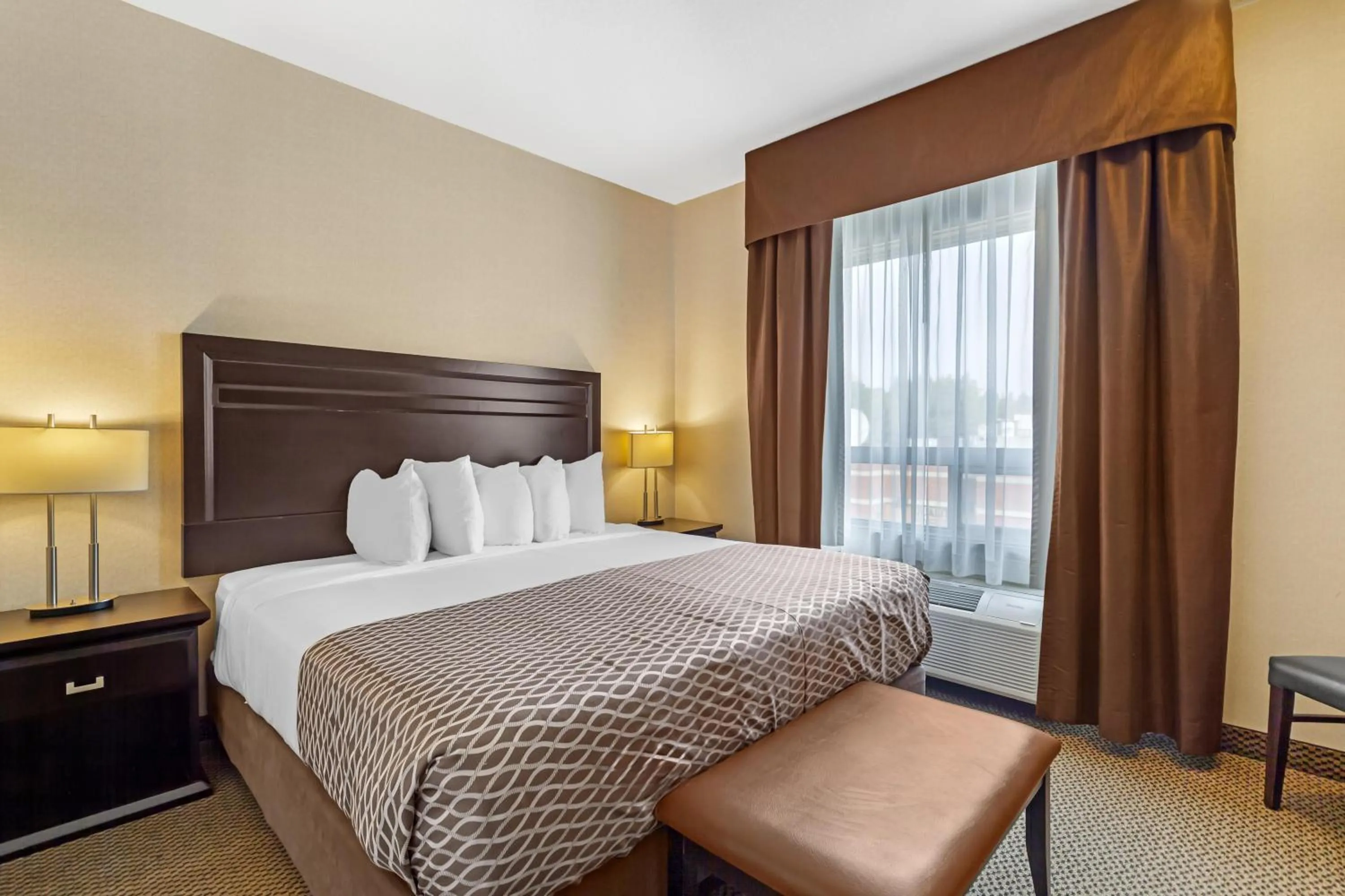 Bedroom, Bed in Best Western Plus St Albert