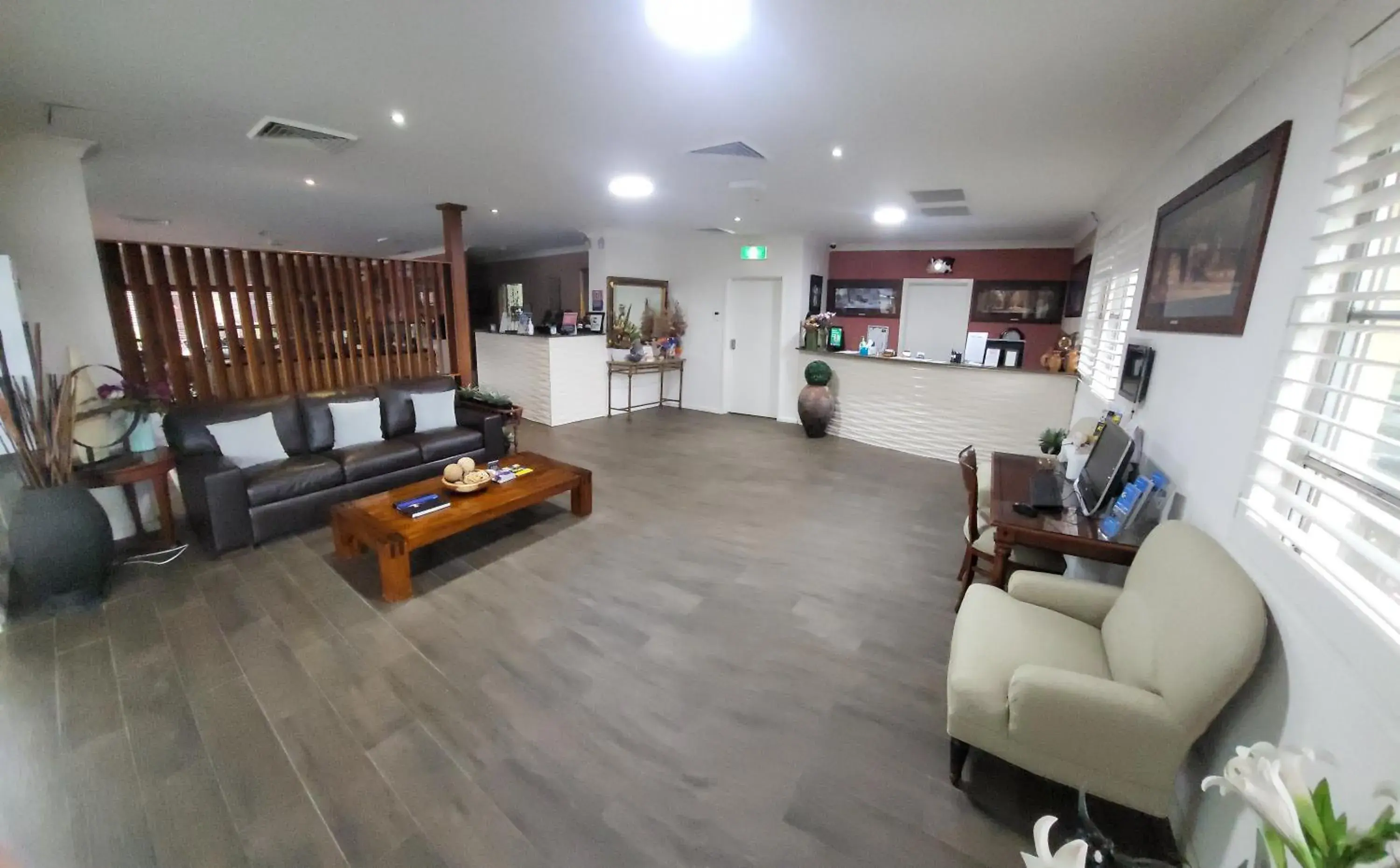 Lobby or reception in Country Plaza Motel Lobby or reception in Country Plaza Motel