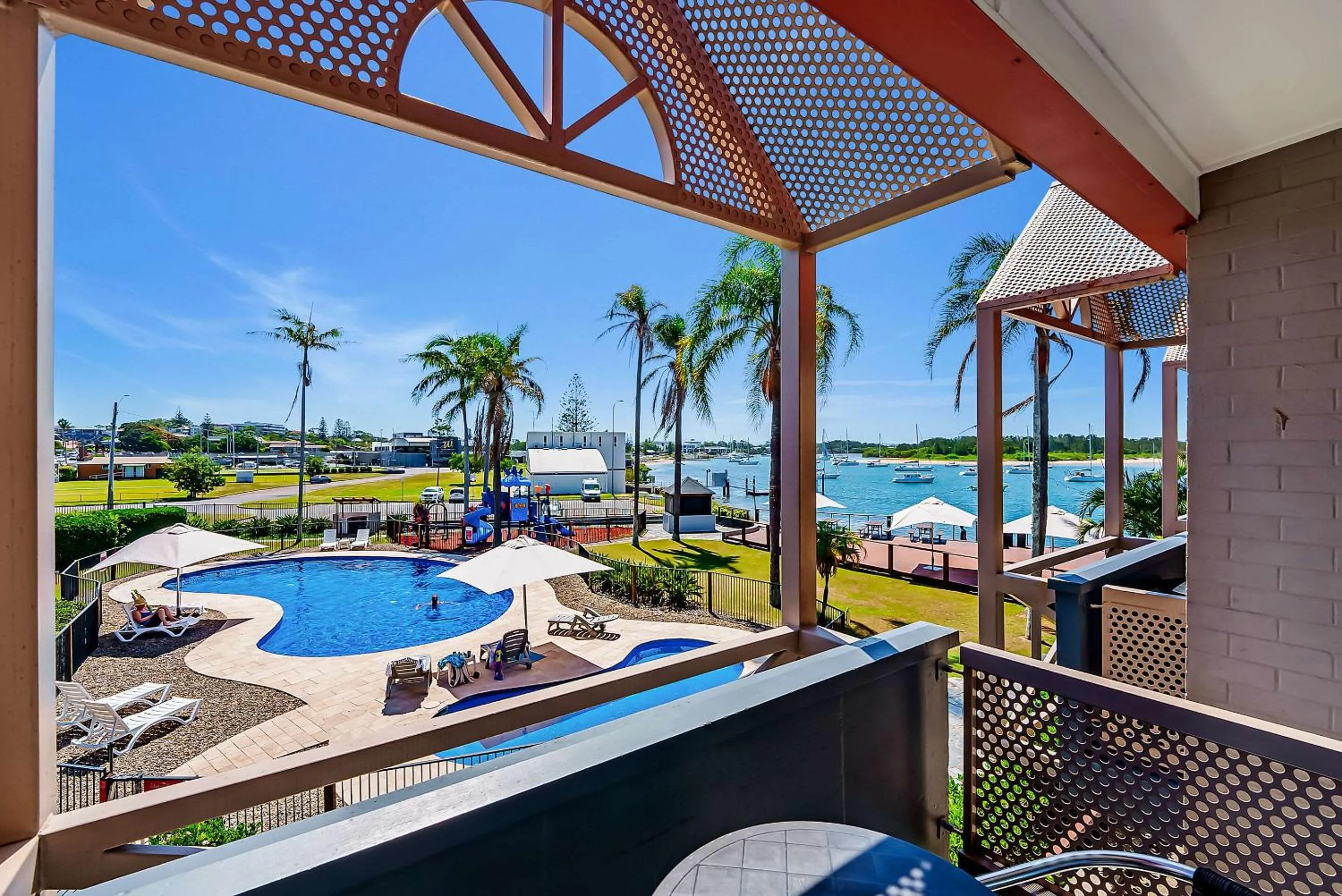 Bedroom in Comfort Resort Waters Edge