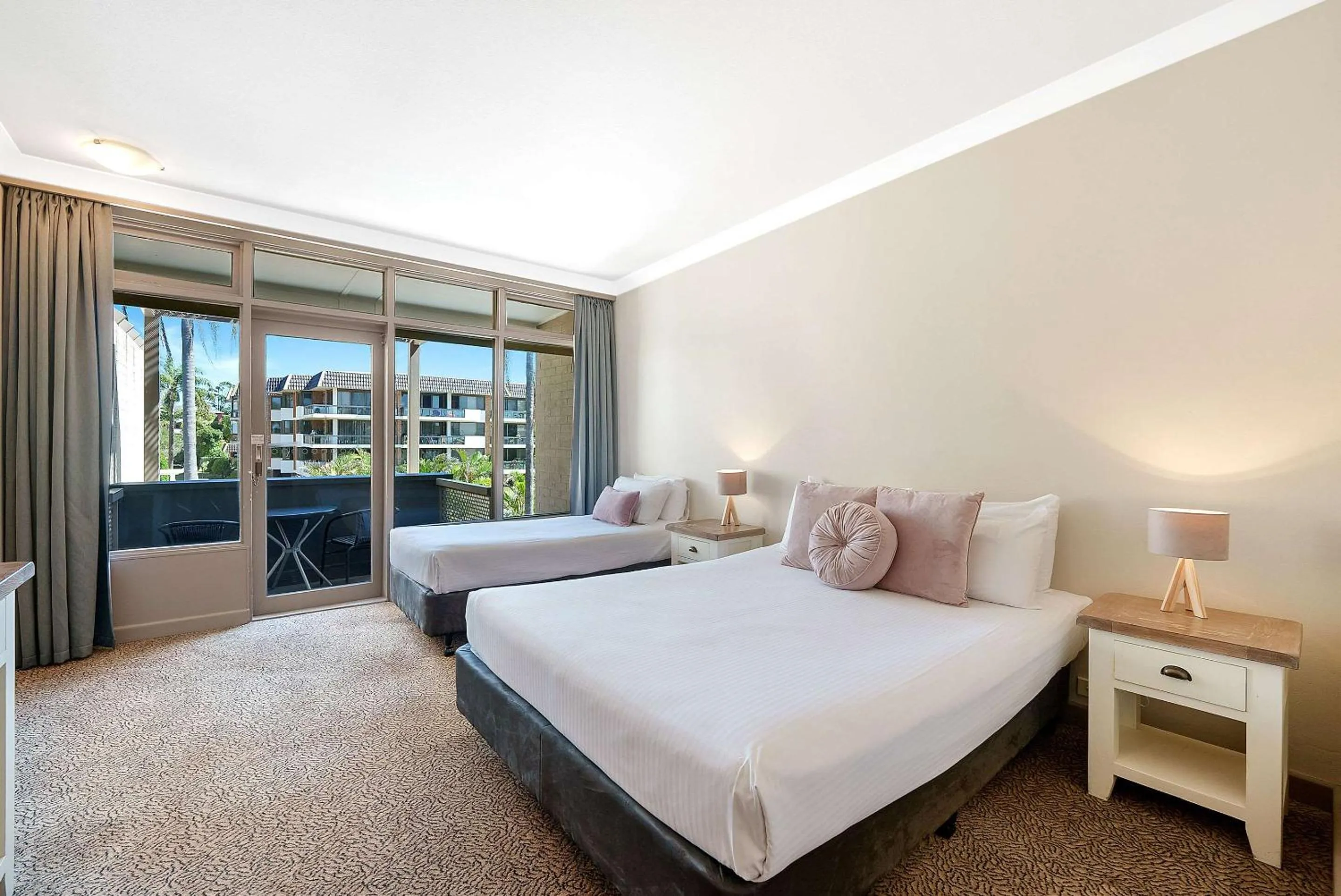 Bedroom, Bed in Comfort Resort Waters Edge