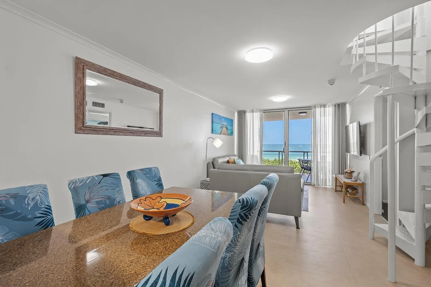 Grand Palais Boolarong Beachside Apartments