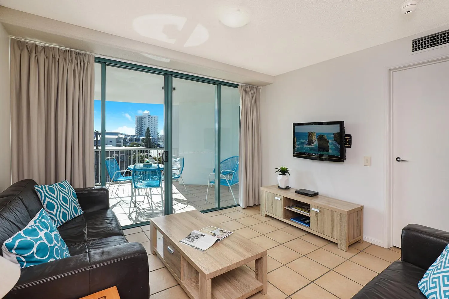 Living room in Grand Palais Boolarong Beachside Apartments
