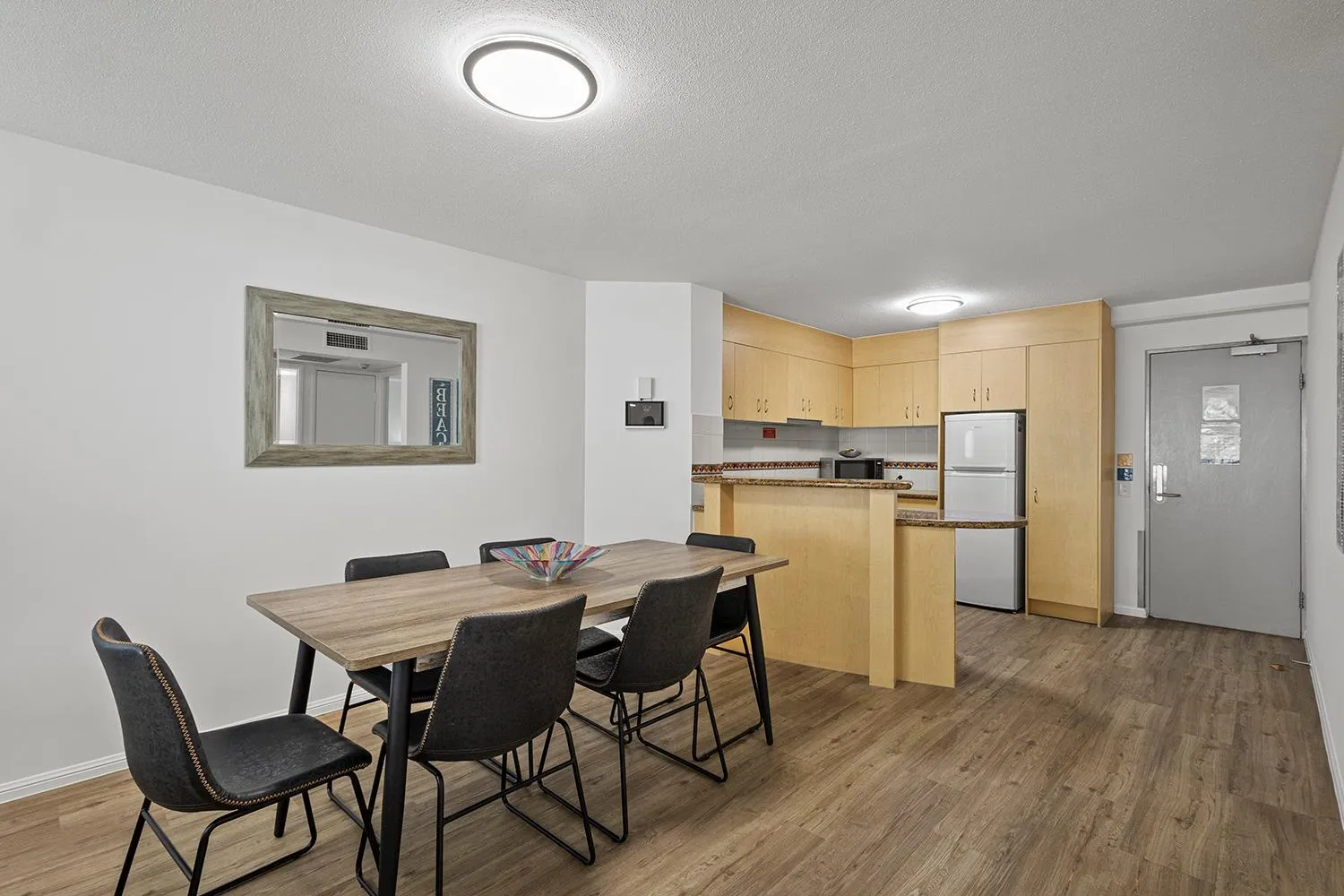 Grand Palais Boolarong Beachside Apartments