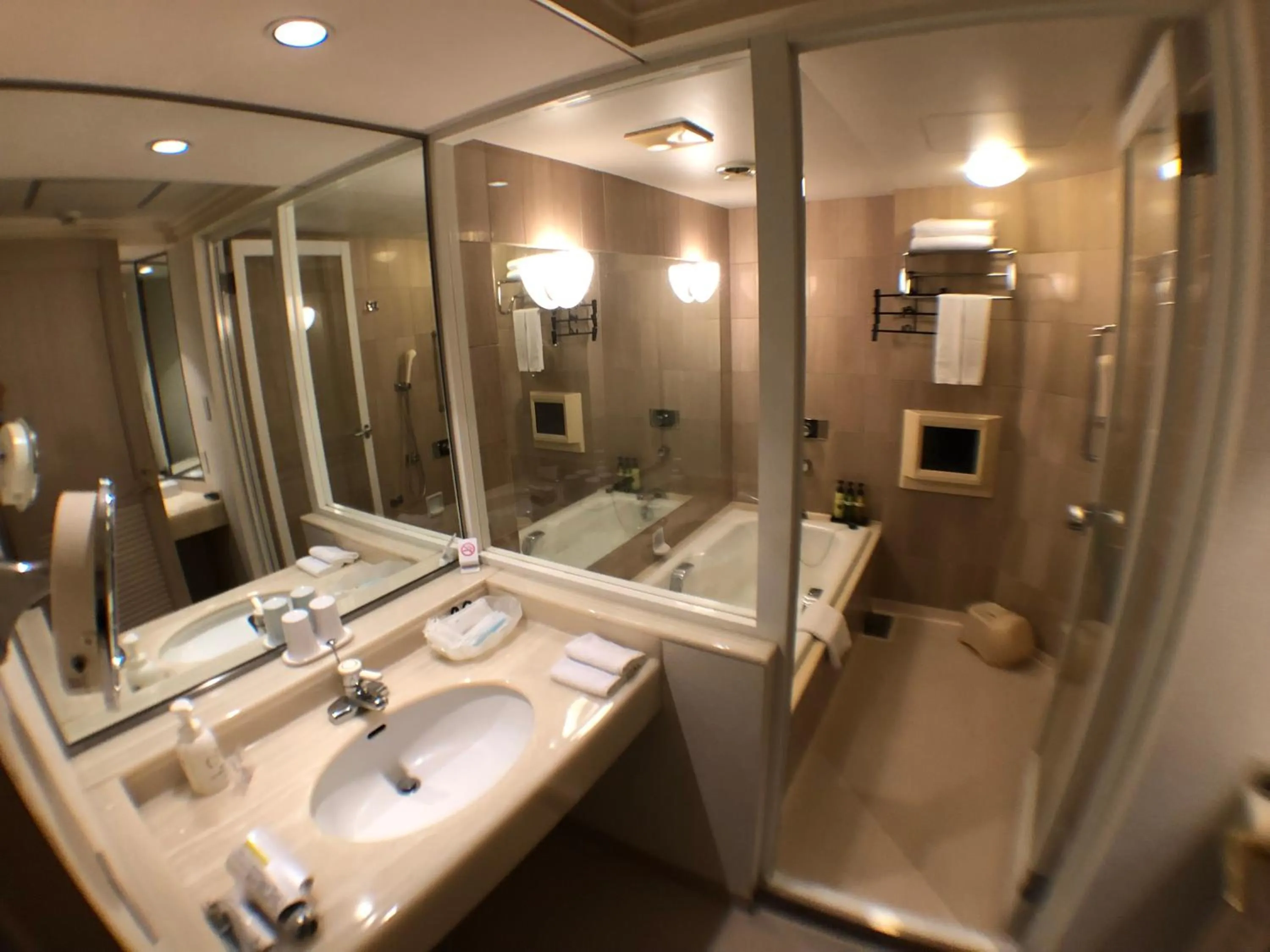 Chateraise Gateaux Kingdom Sapporo