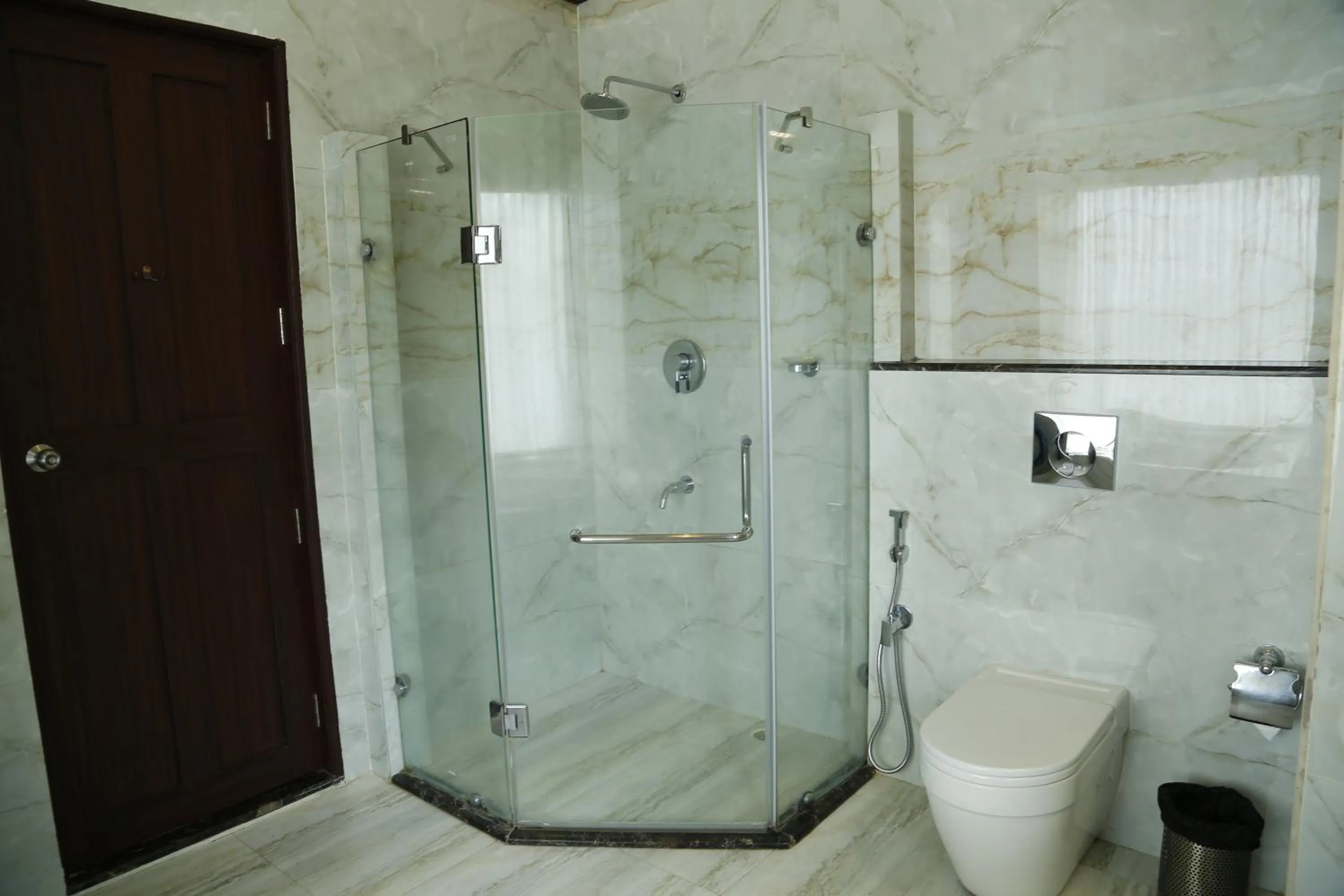 Bathroom in Oxygen Resorts Thekkady