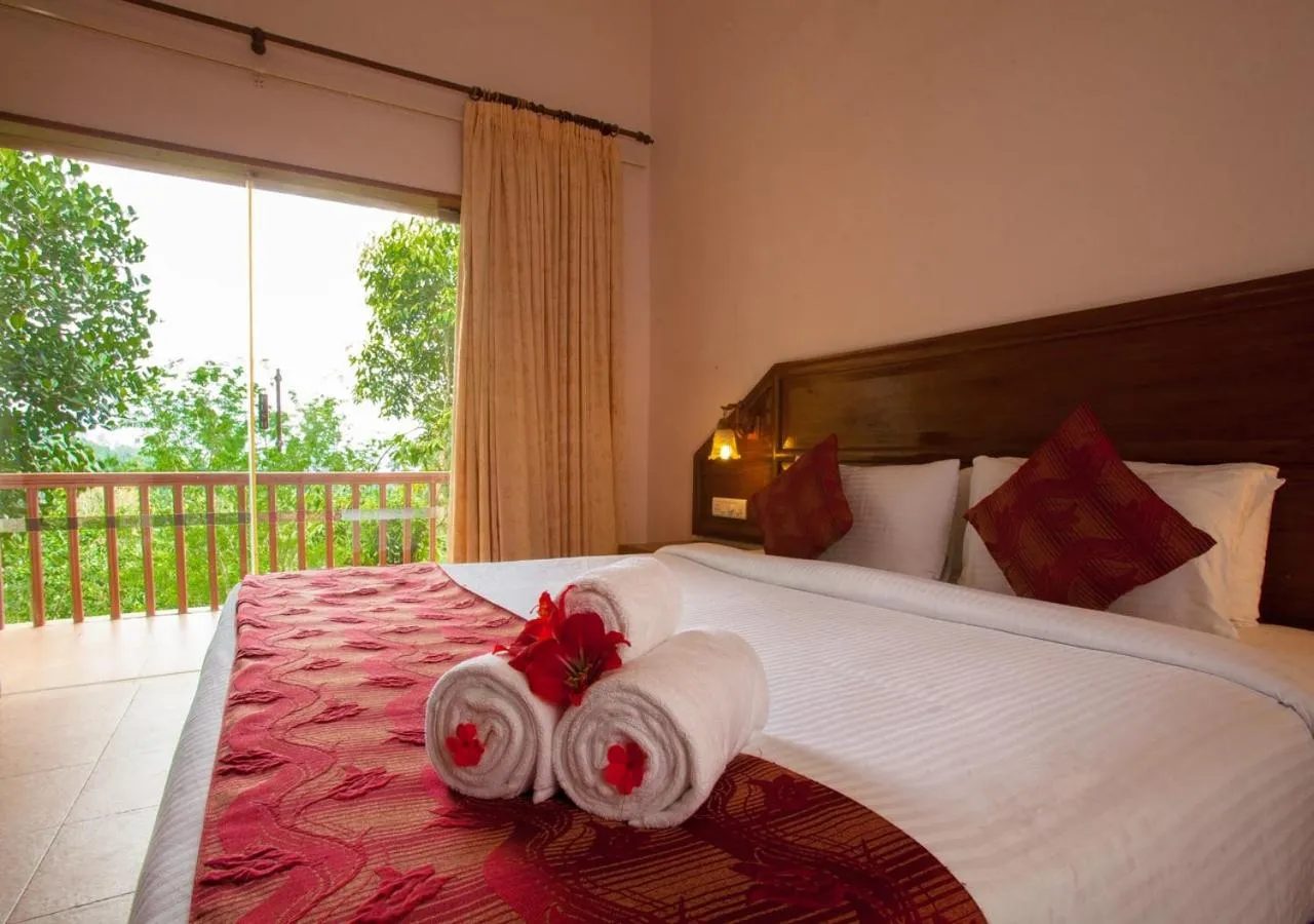Bedroom, Bed in Oxygen Resorts Thekkady