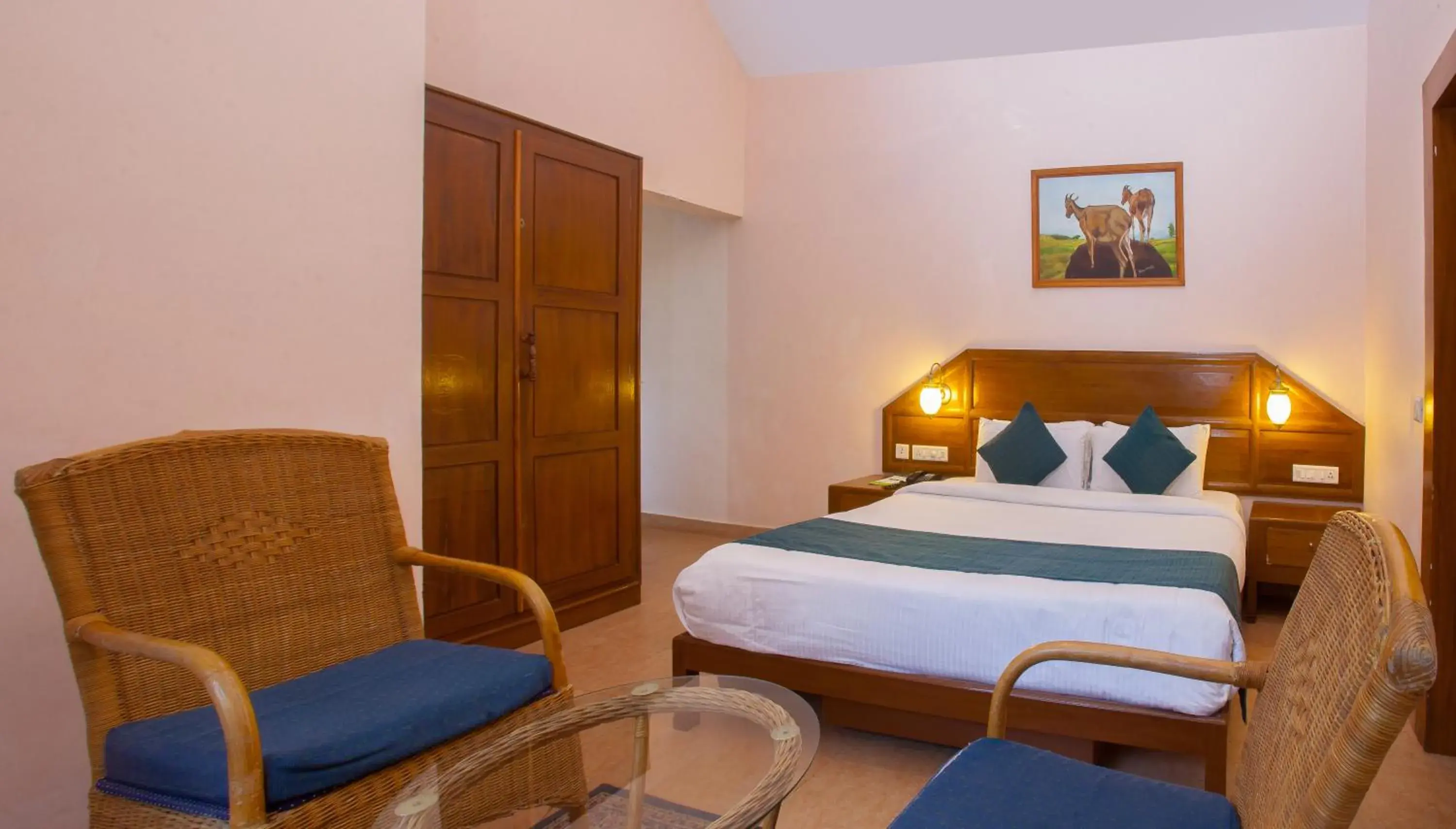 Bedroom, Bed in Oxygen Resorts Thekkady Bedroom, Bed in Oxygen Resorts Thekkady