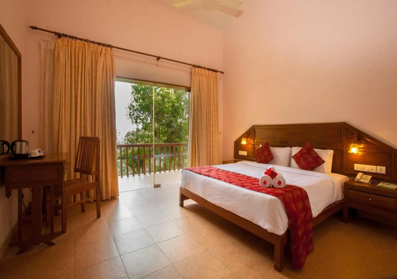 Bedroom, Bed in Oxygen Resorts Thekkady