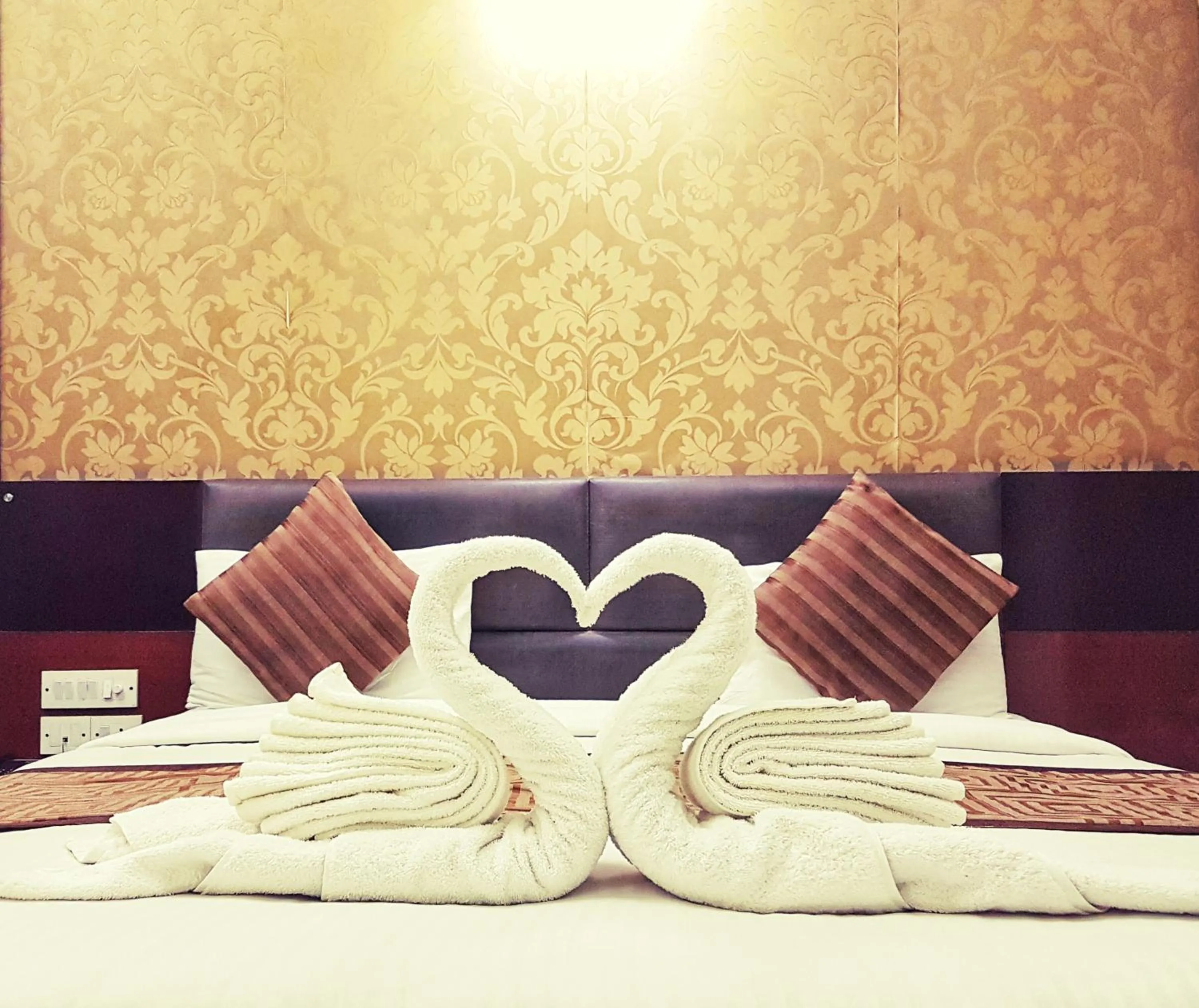 Bed in Hotel Delhi Aerocity