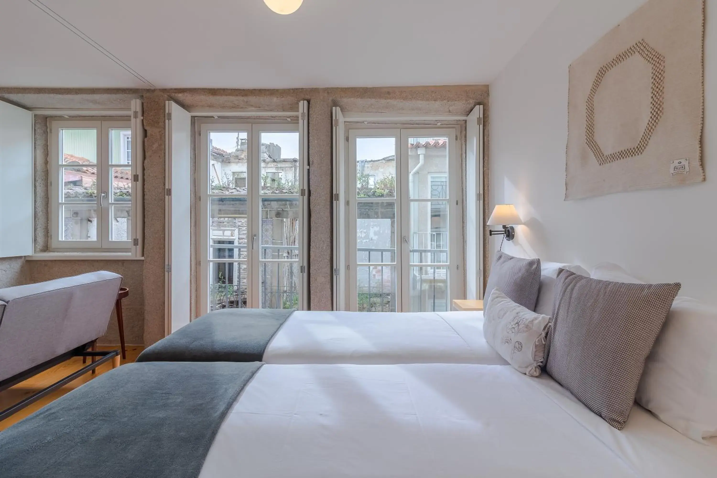 Bed in YOUROPO - The Tower Bed in YOUROPO - The Tower