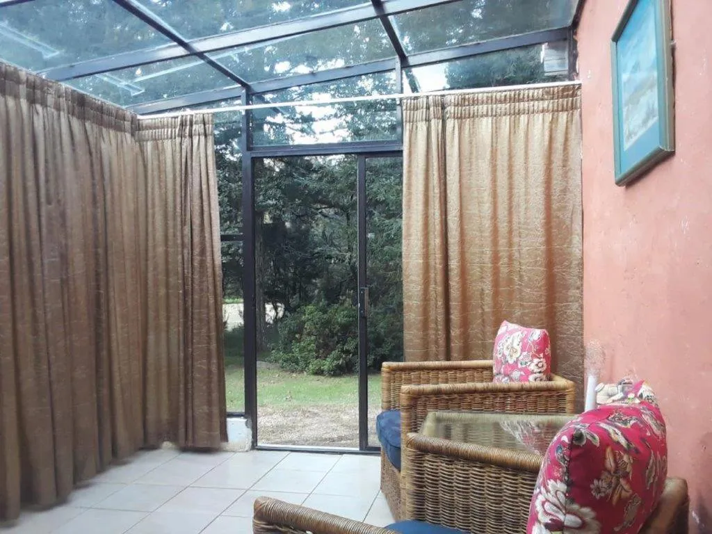 Patio in Kings Lodge Hotel