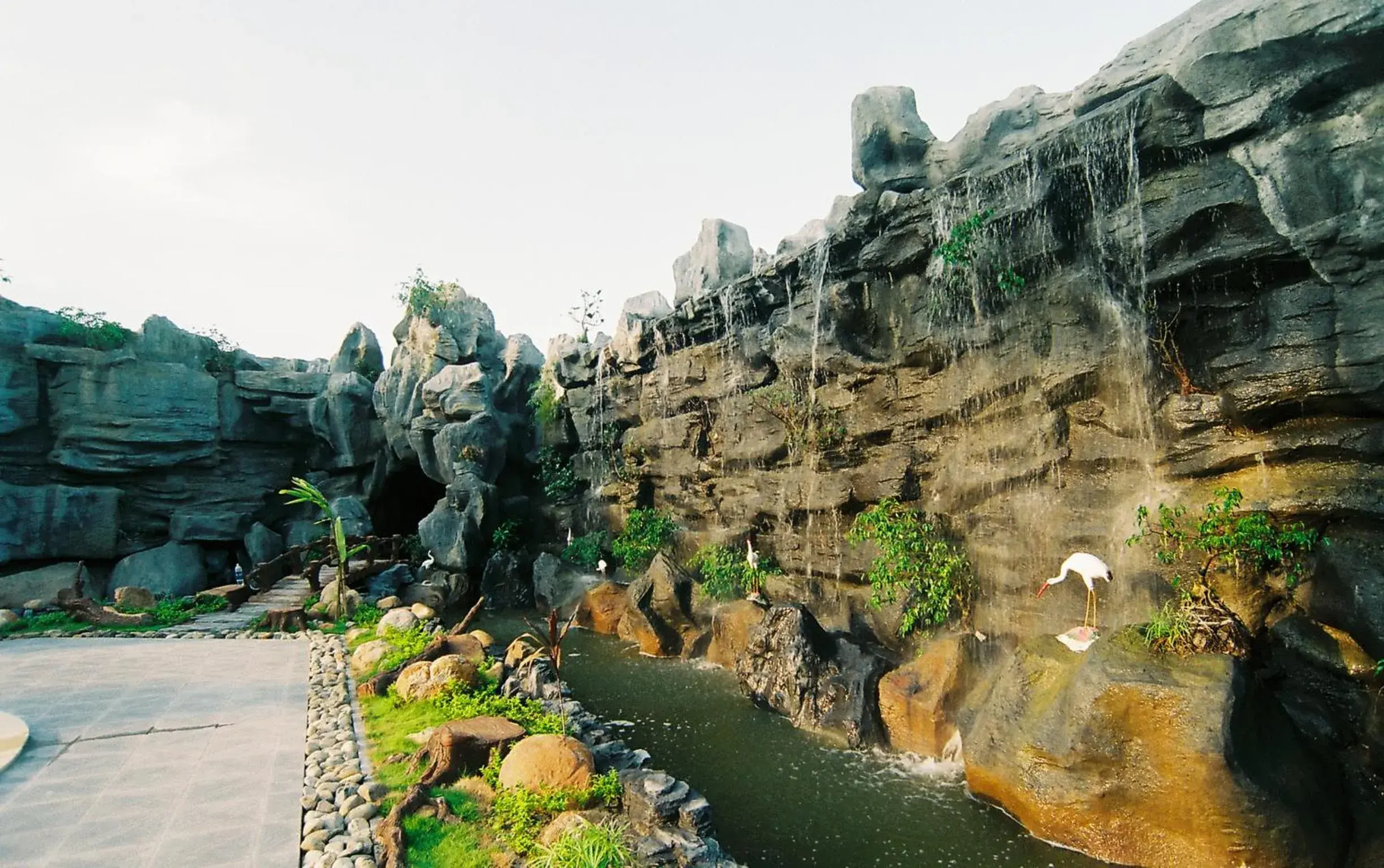 Swimming pool in Camela Hotel & Resort Swimming pool in Camela Hotel & Resort