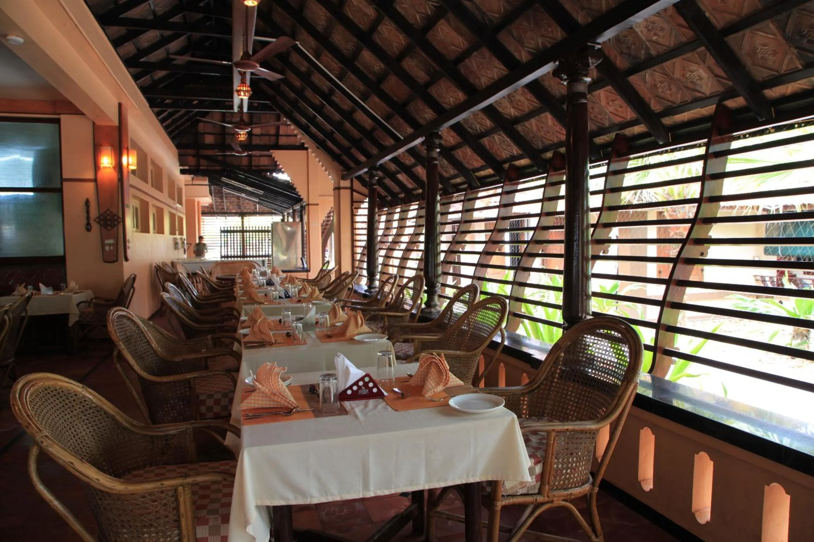 Restaurant/places to eat in Cherai Beach Resorts
