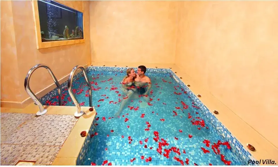 Swimming pool in Cherai Beach Resorts Swimming pool in Cherai Beach Resorts