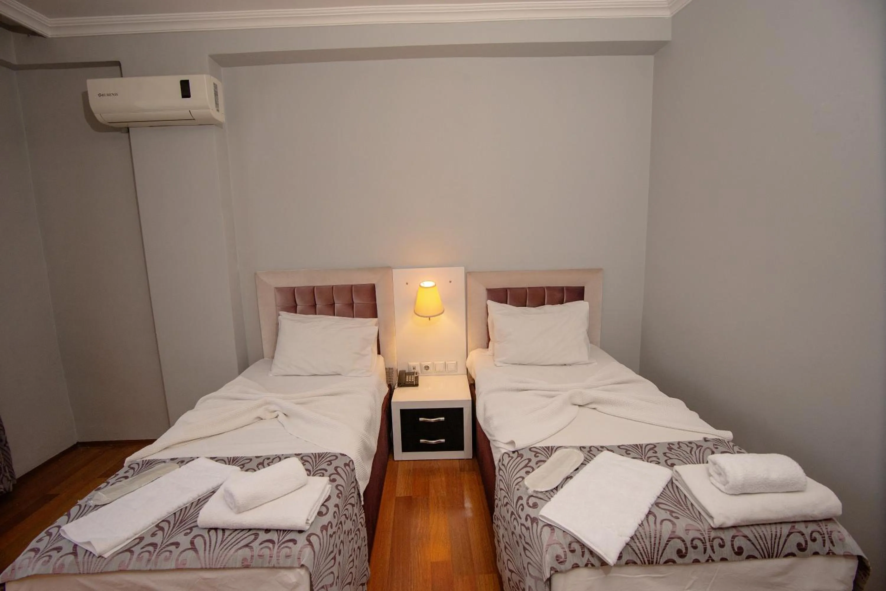 Hot Tub in SRF Hotel