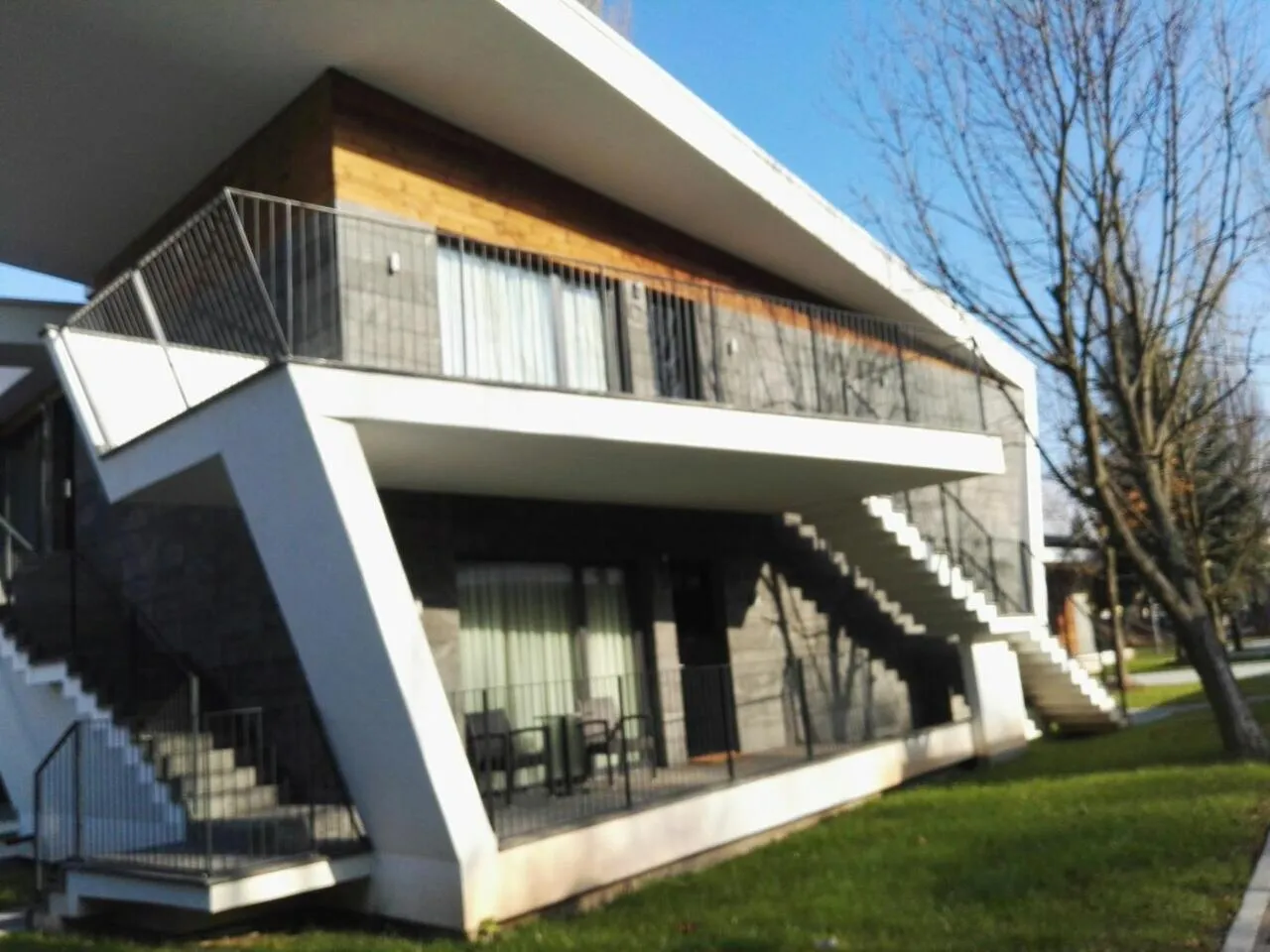 Facade/entrance in Villas and apartments Oaza