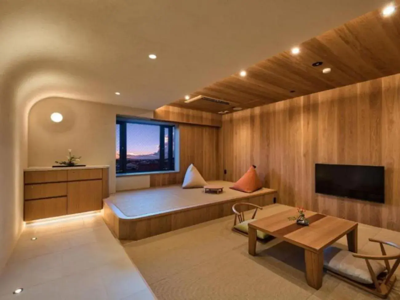 Japanese-Style Quadruple Room in Hotel New Wakasa Japanese-Style Quadruple Room in Hotel New Wakasa