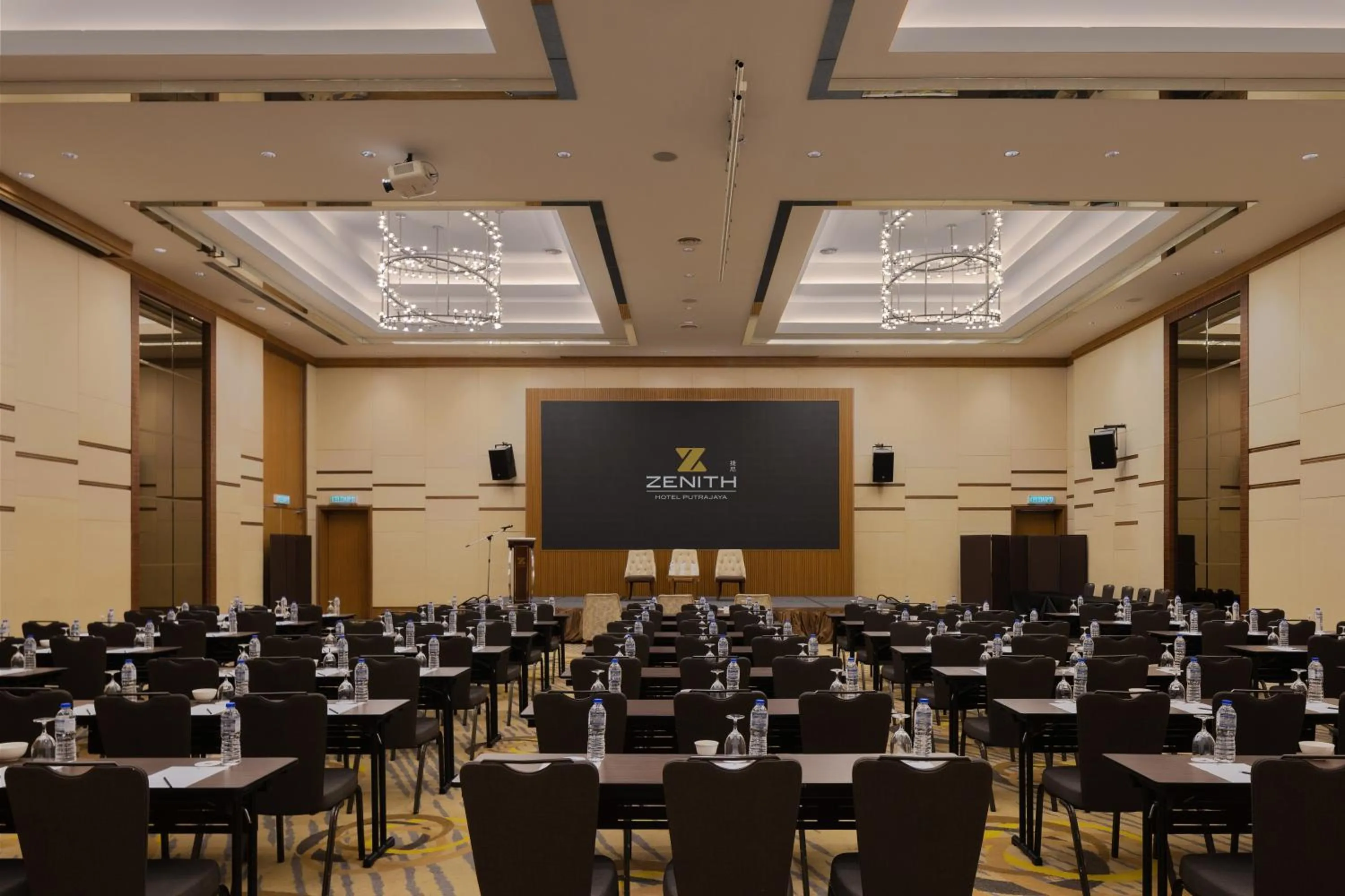 Meeting/conference room in Zenith Hotel Putrajaya