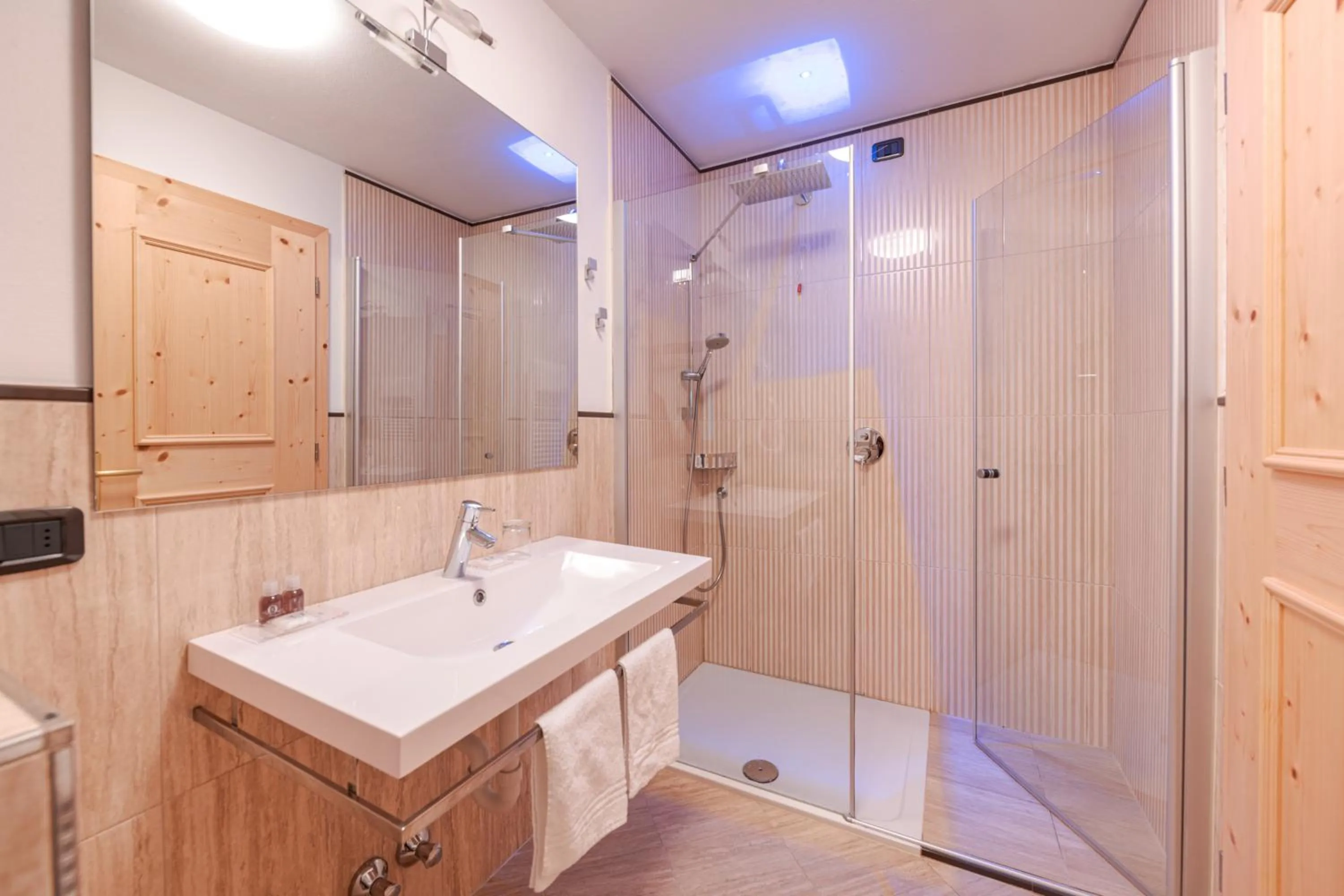 Bathroom in Hotel Foresta