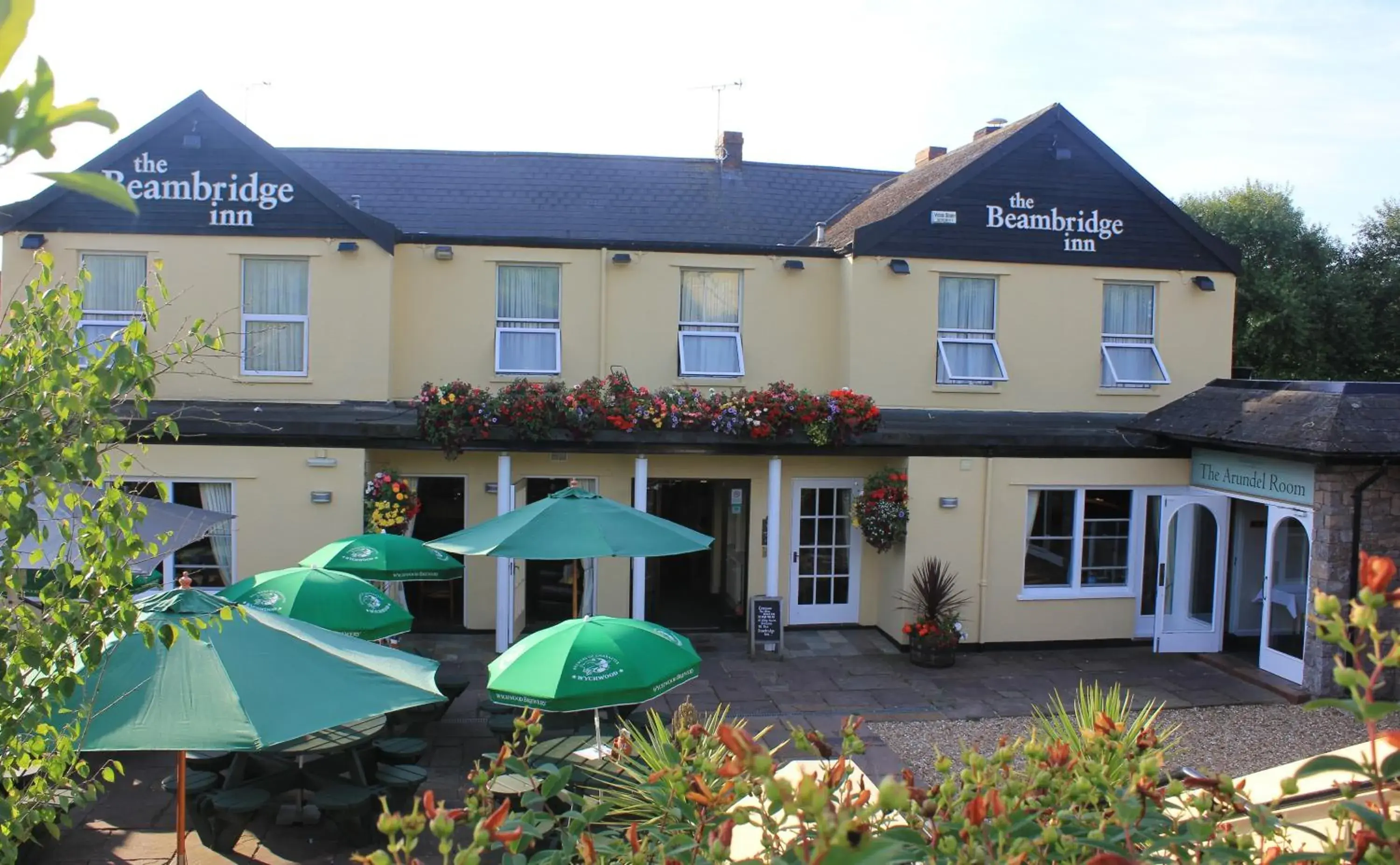 Facade/entrance in Beambridge Inn