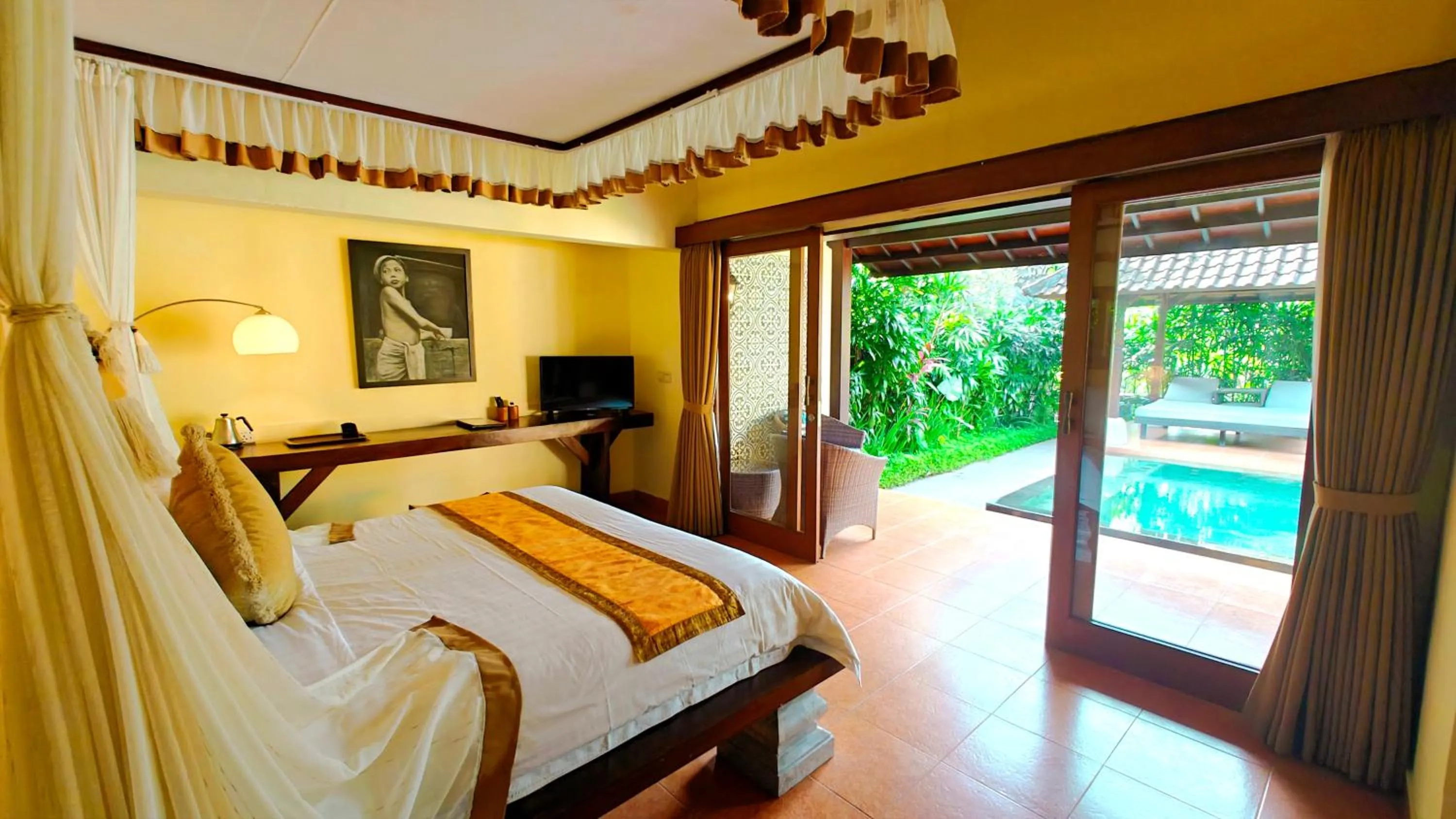 Bed in Villa Nirvana