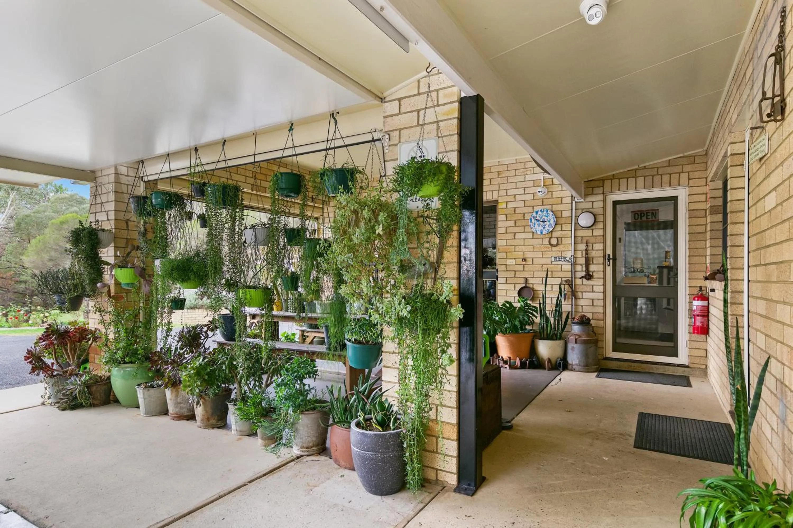 Patio in Kandos Fairways Motel