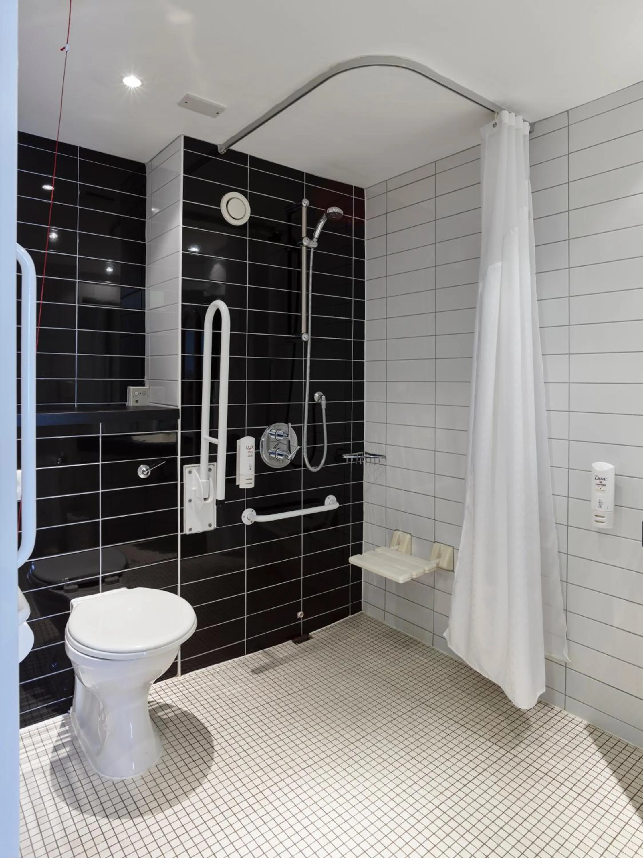 Bathroom in Holiday Inn Express Glenrothes by IHG