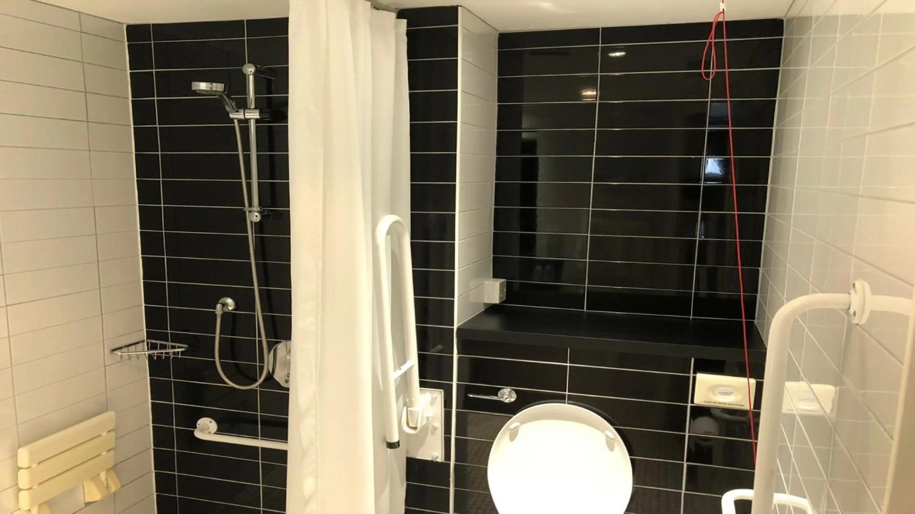 Bathroom in Holiday Inn Express Glenrothes by IHG