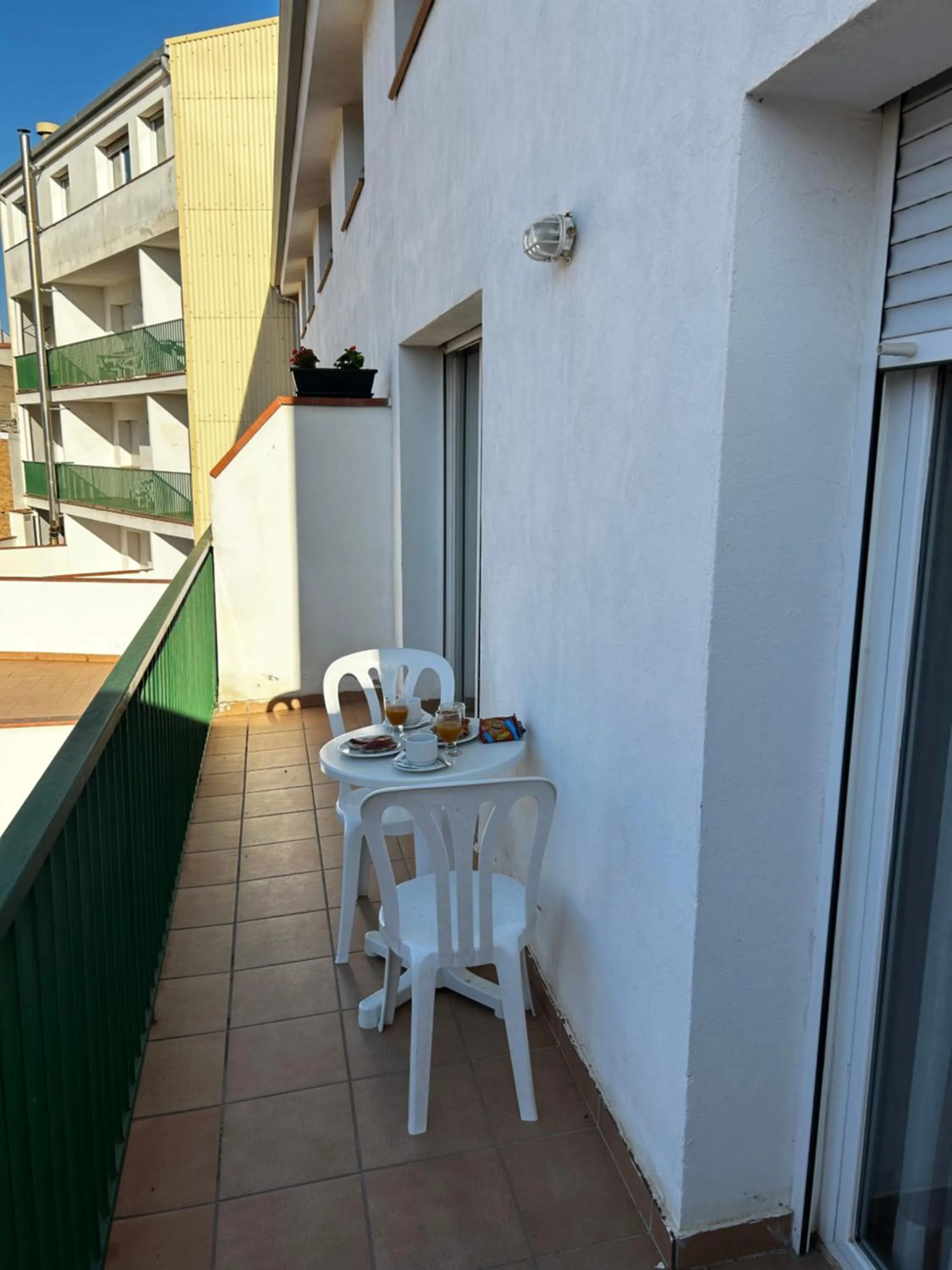 Day in Hotel Jardí Apartaments