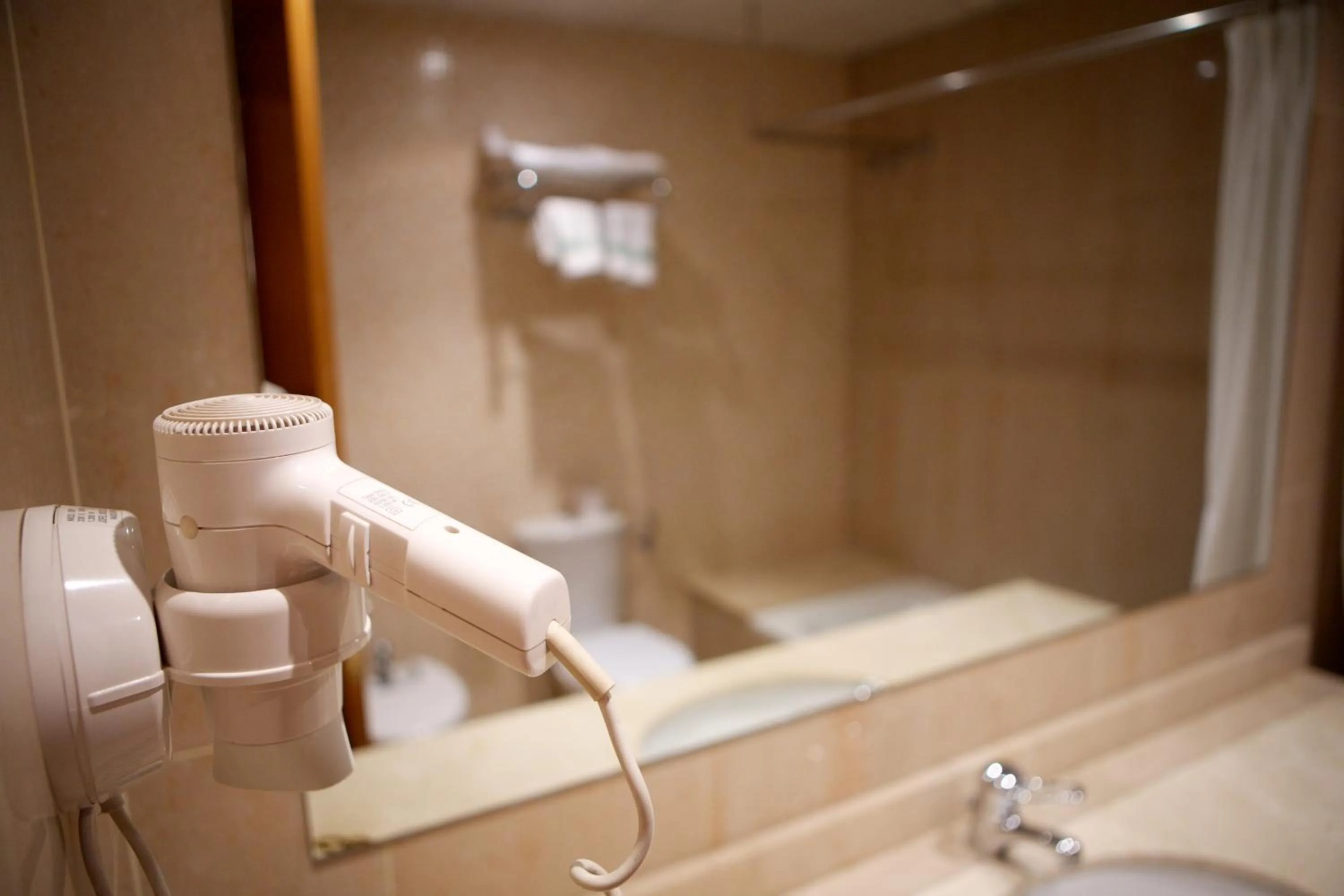 Toilet in Hotel Jardí Apartaments